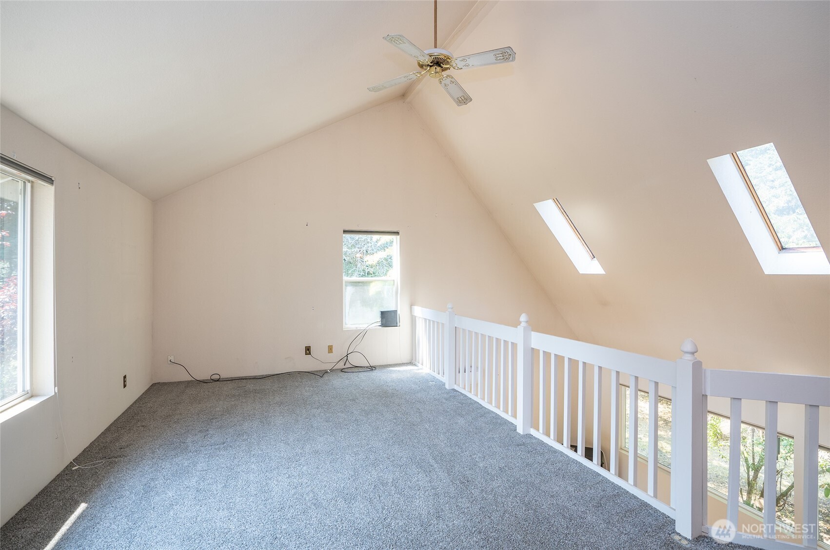 5724 Ne Puget Beach Road Property Photo 25