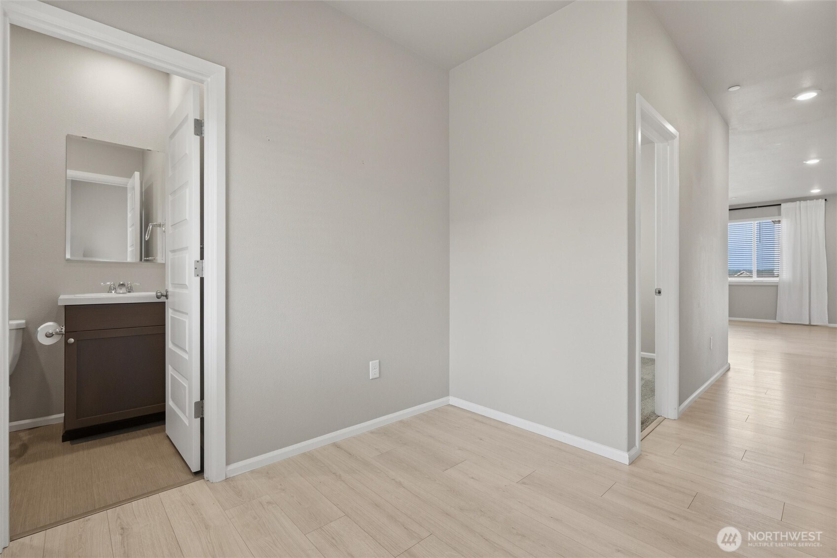 4384 Acacia Lane Property Photo 4