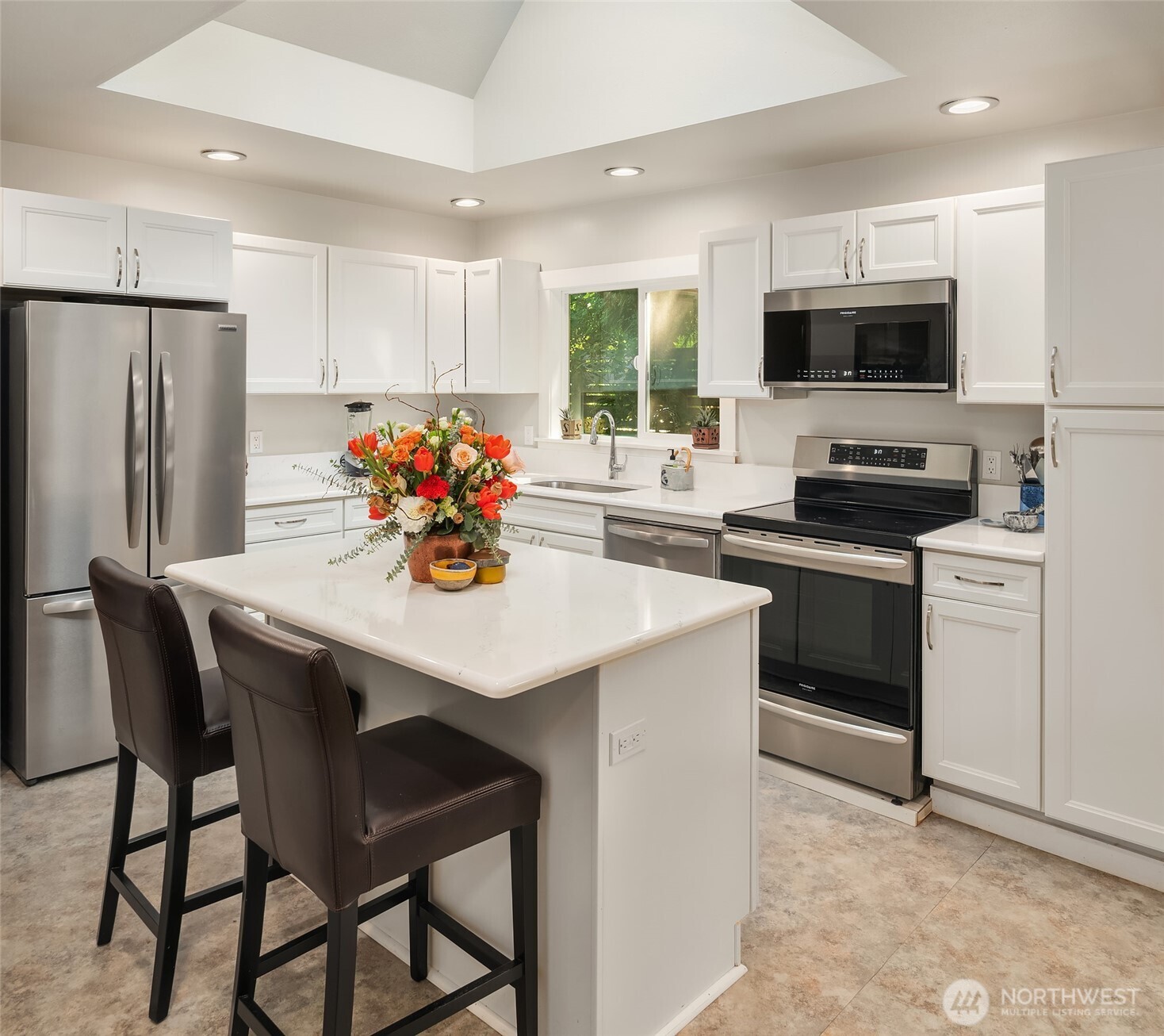 18313 Vashon Highway Property Photo 10