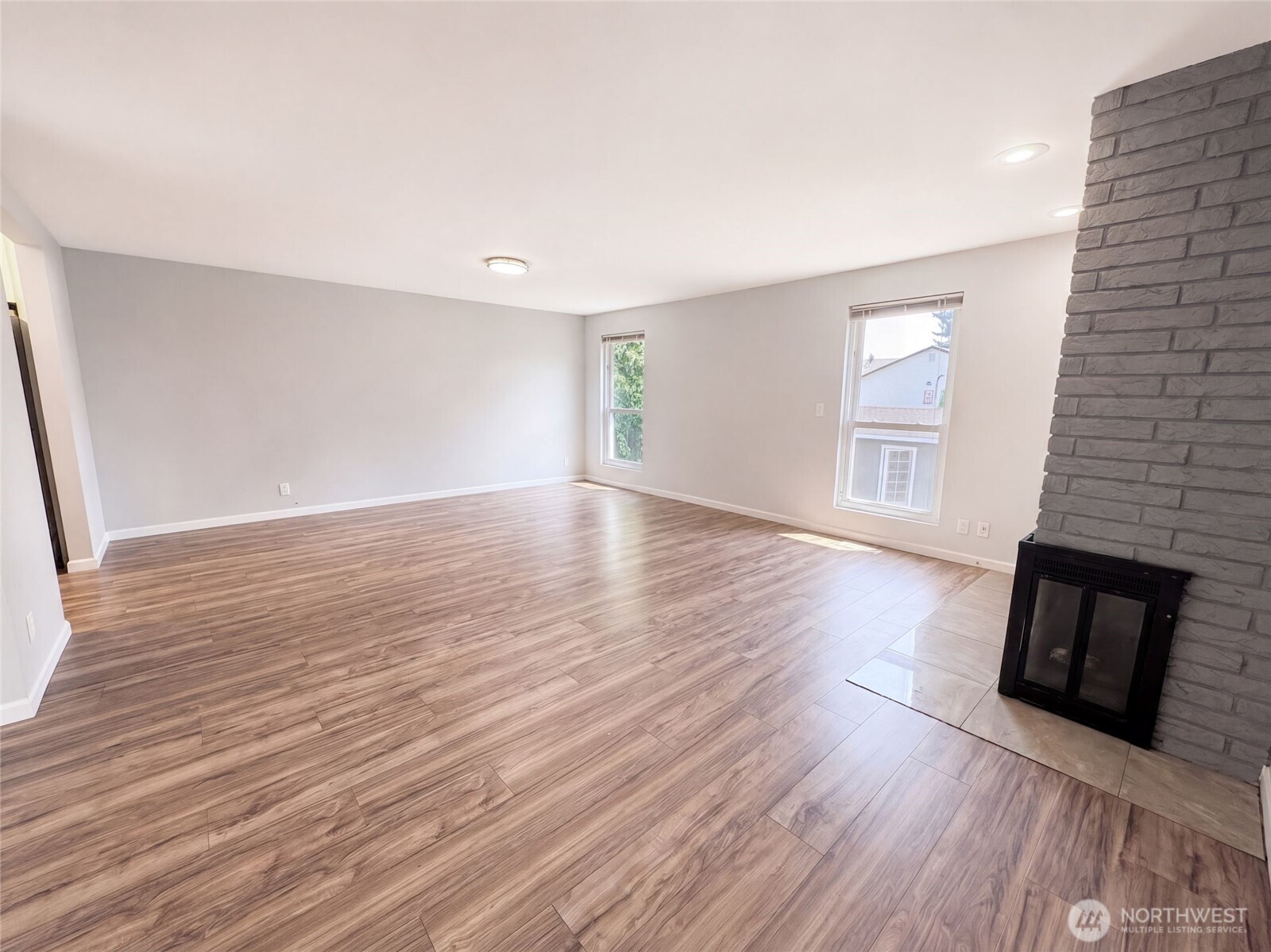 422 116th Place Property Photo 3