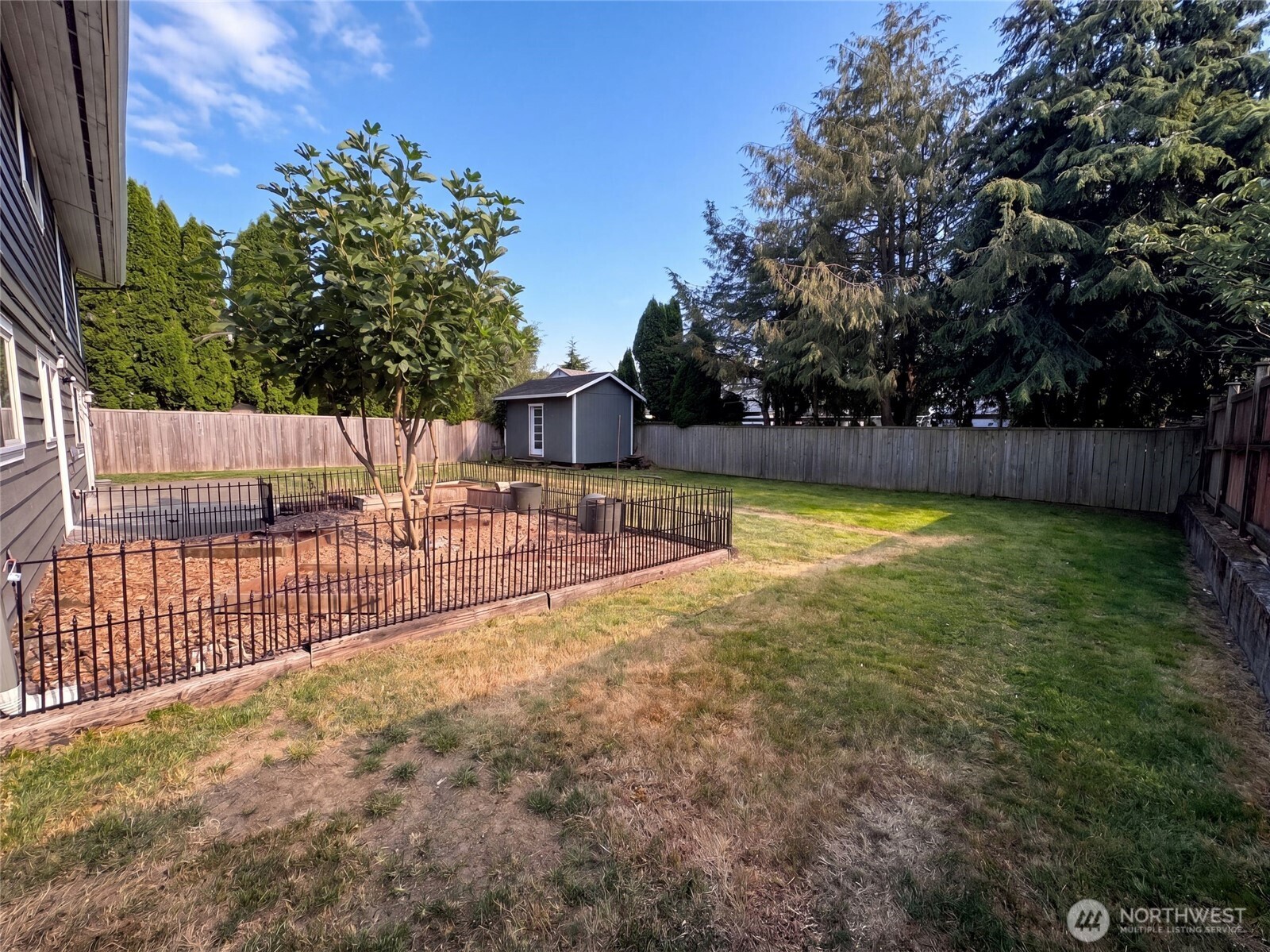 422 116th Place Property Photo 16