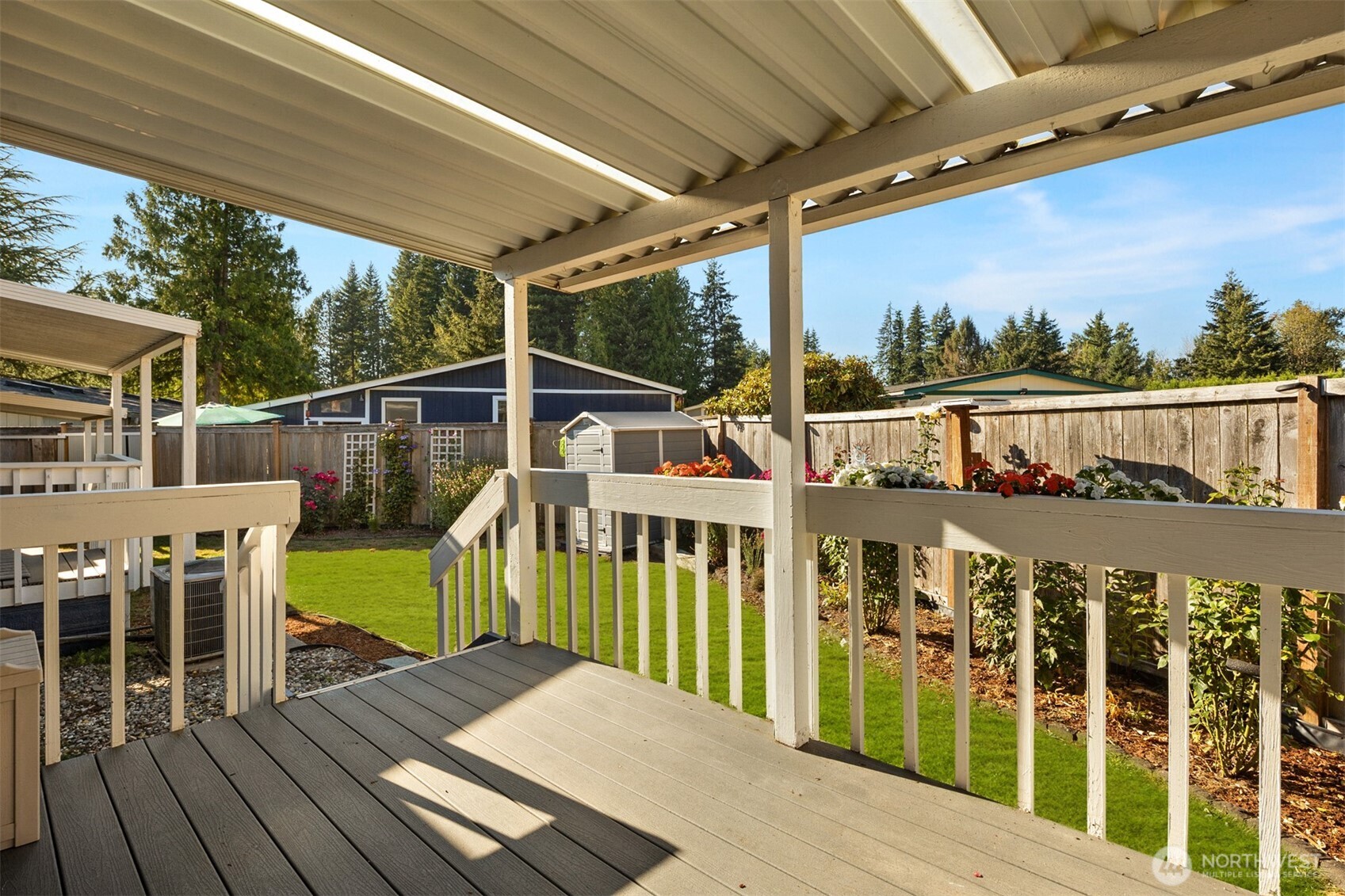 2228 Anadoll Avenue Property Photo 28