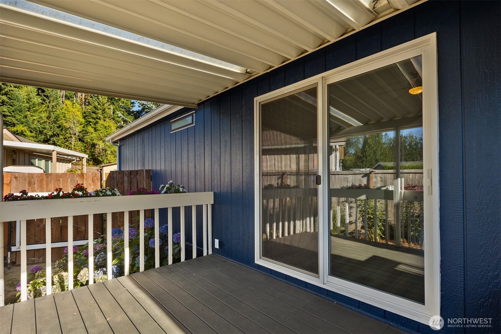 2228 Anadoll Avenue Property Photo 29