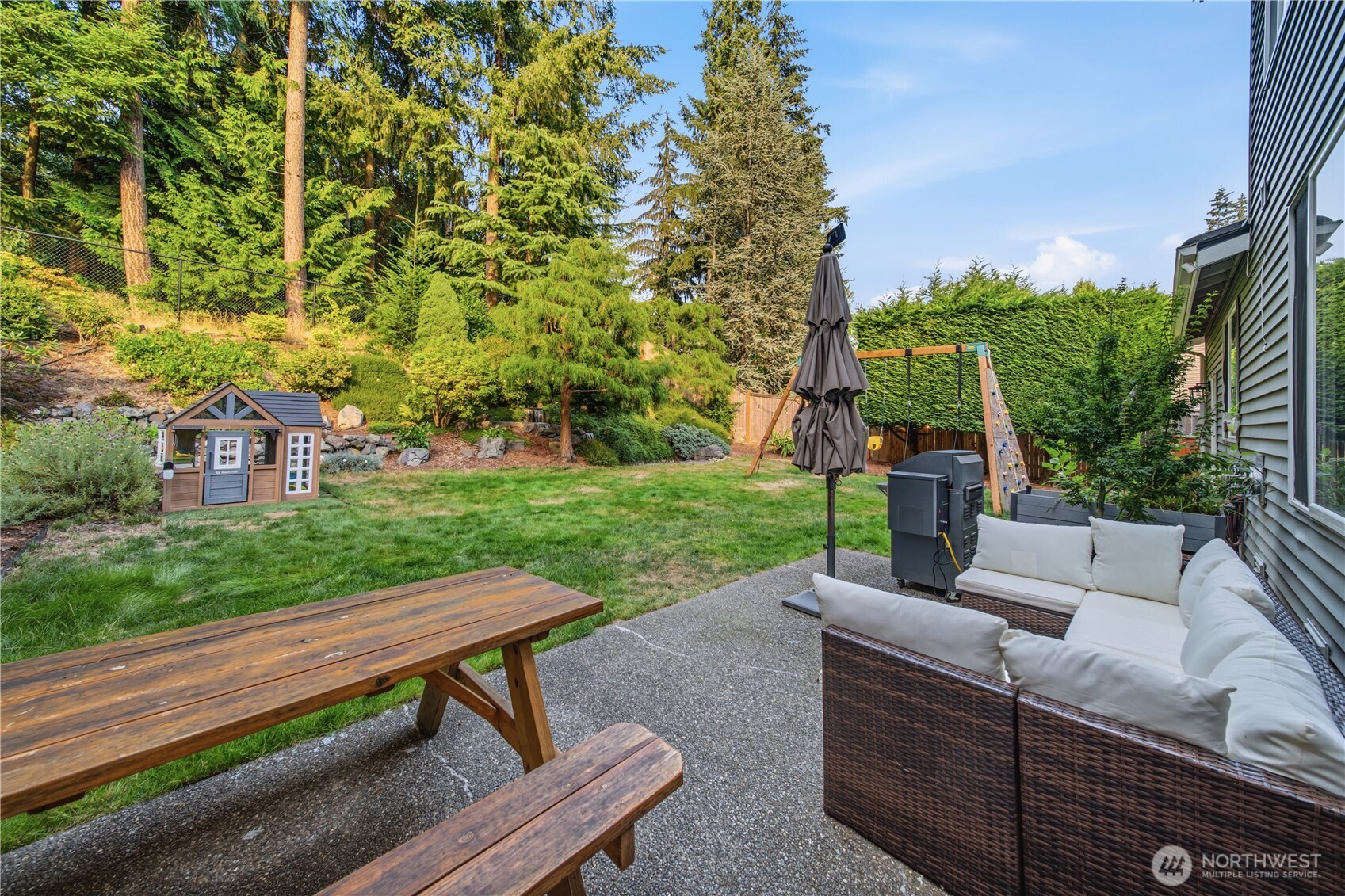 10829 47th Avenue Property Photo 30