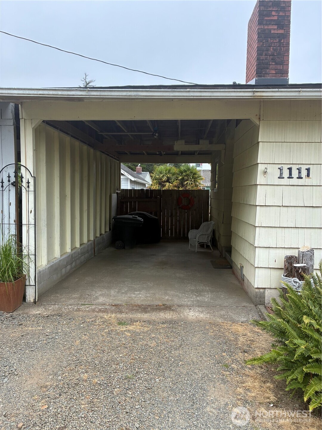 1111 272nd Place Property Photo 2