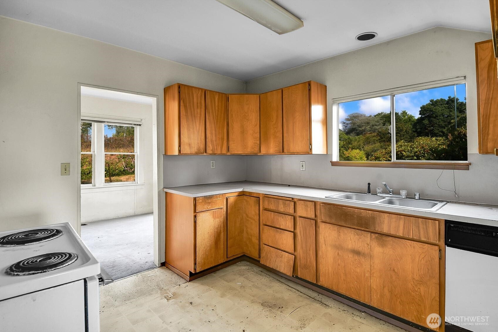 16508 104th Avenue Property Photo 10