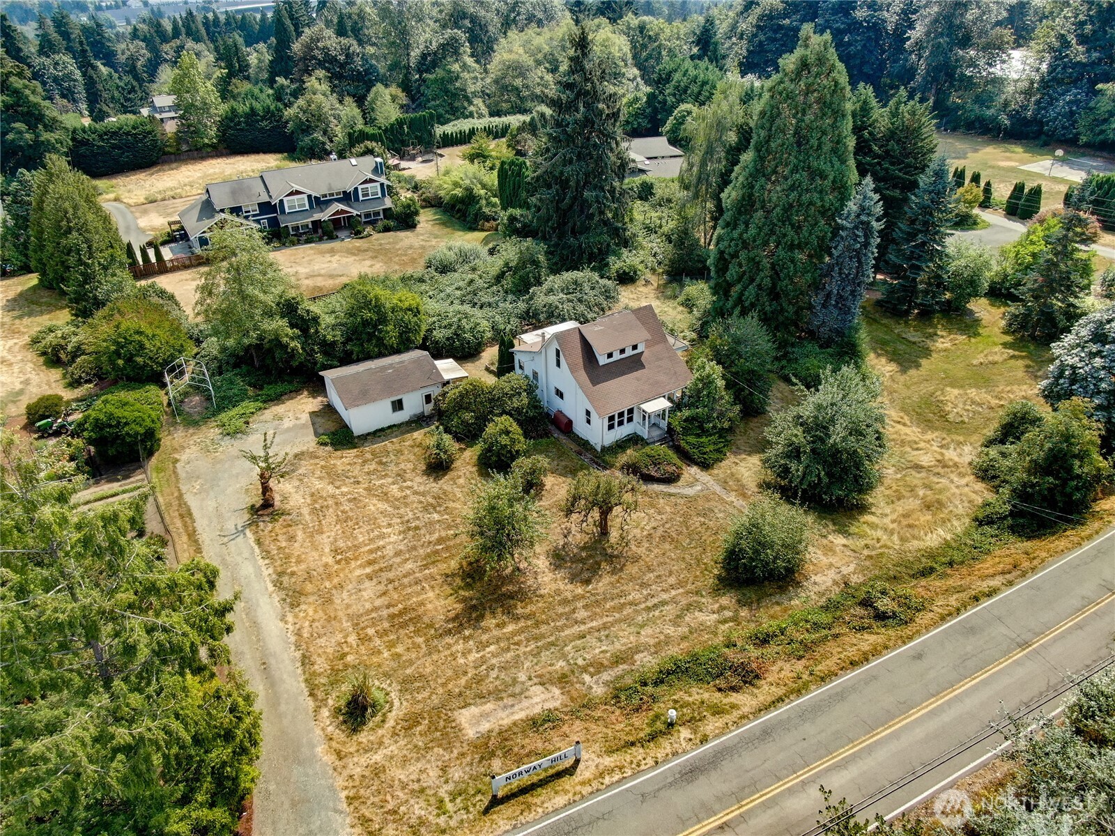16508 104th Avenue Property Photo 19