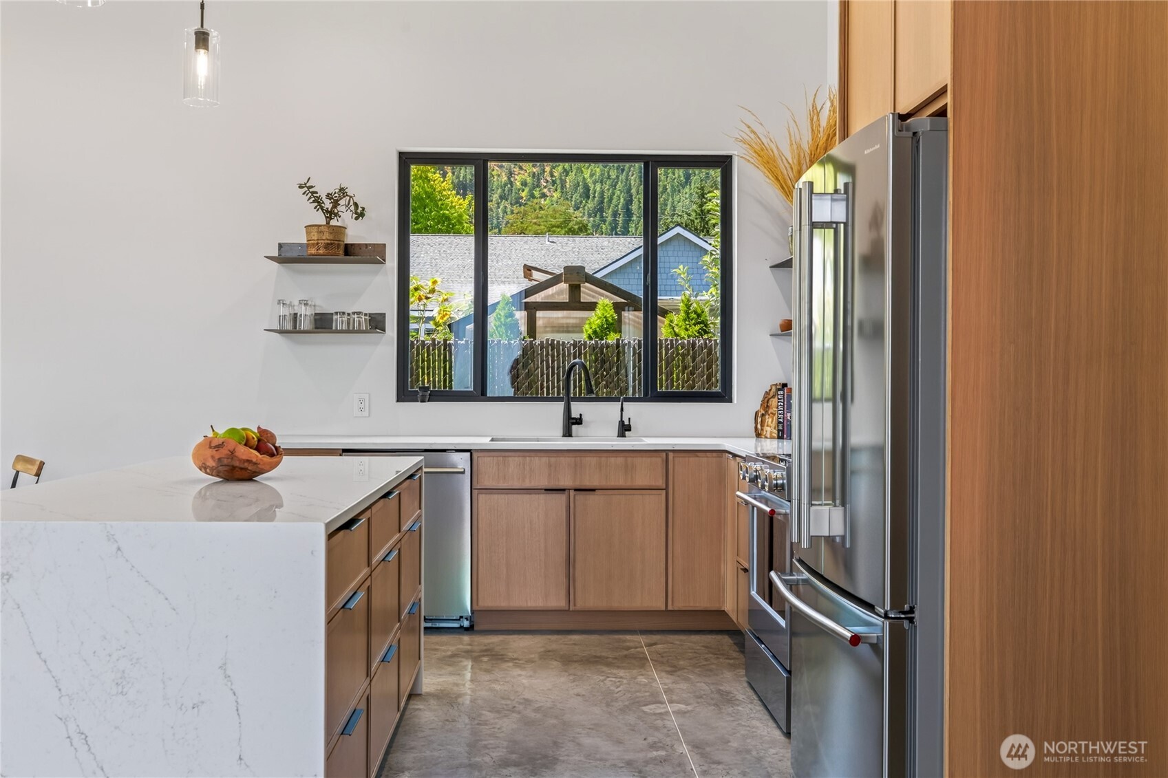209 Orchard Street Property Photo 7