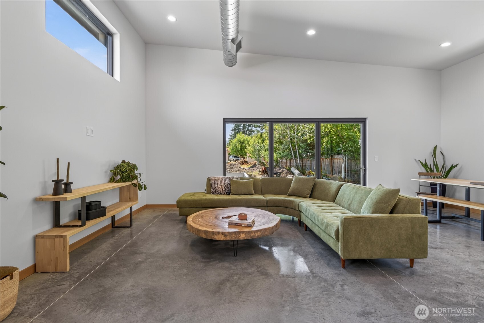 209 Orchard Street Property Photo 13