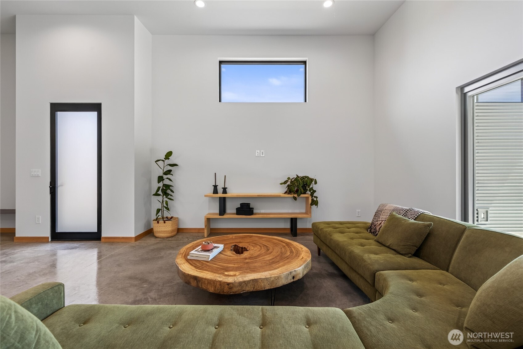 209 Orchard Street Property Photo 14