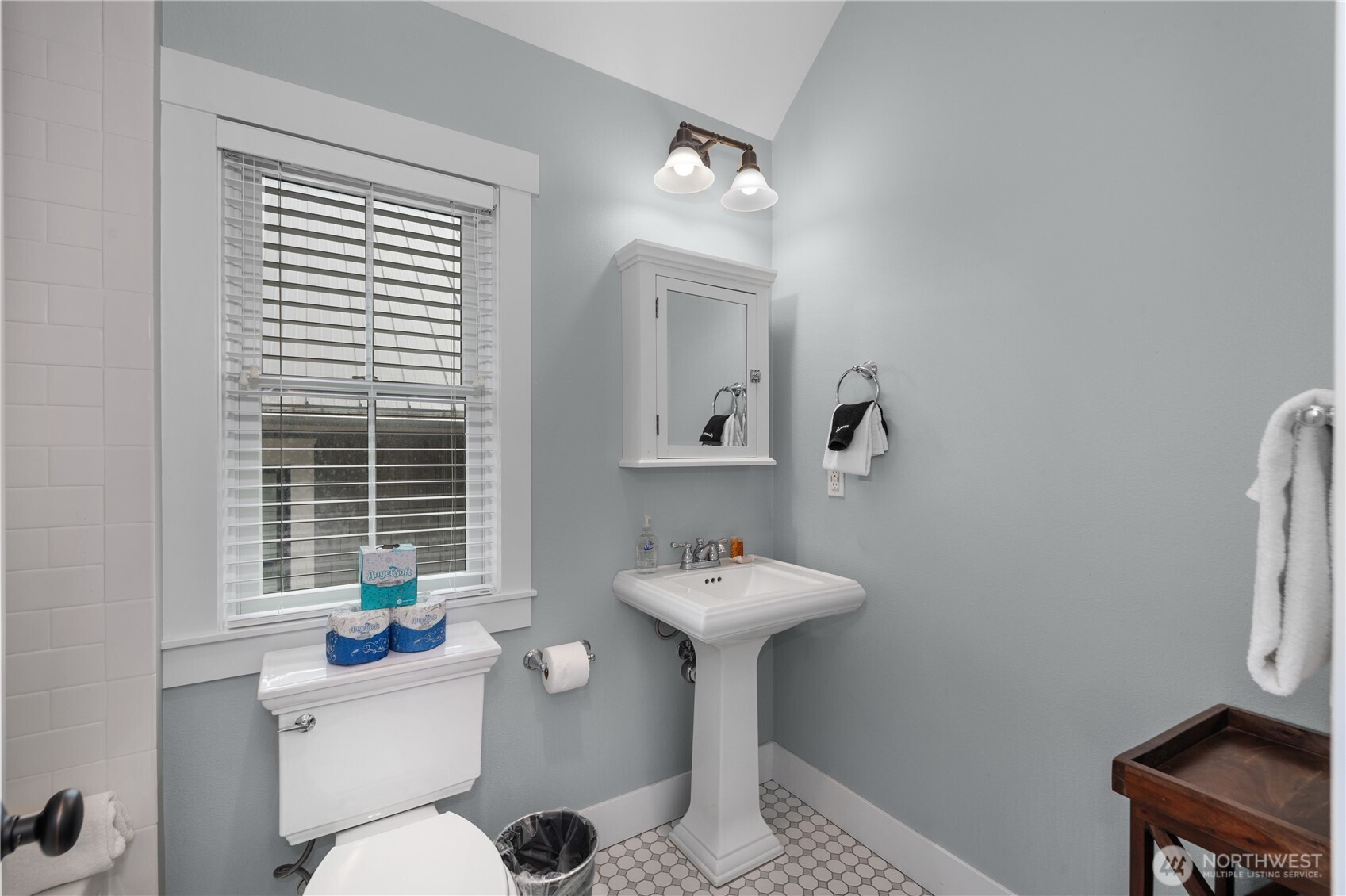38 Seaside Lane Property Photo 18
