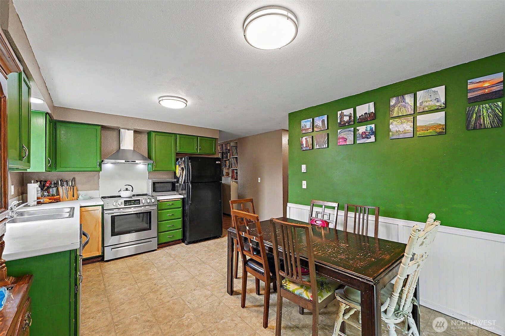 5047 Marian Drive Property Photo 11