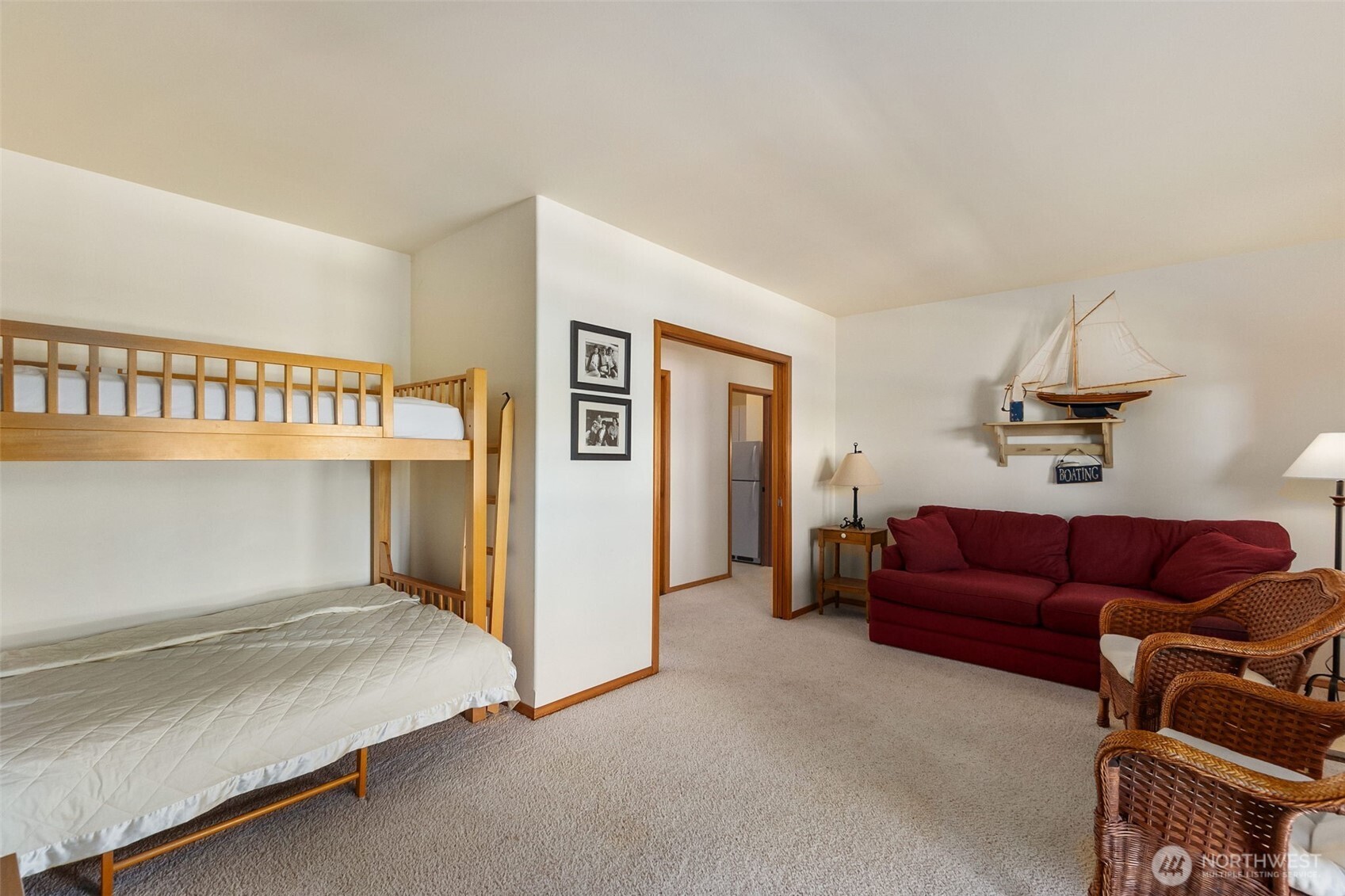 9936 9941 Mariner Drive Property Photo 14