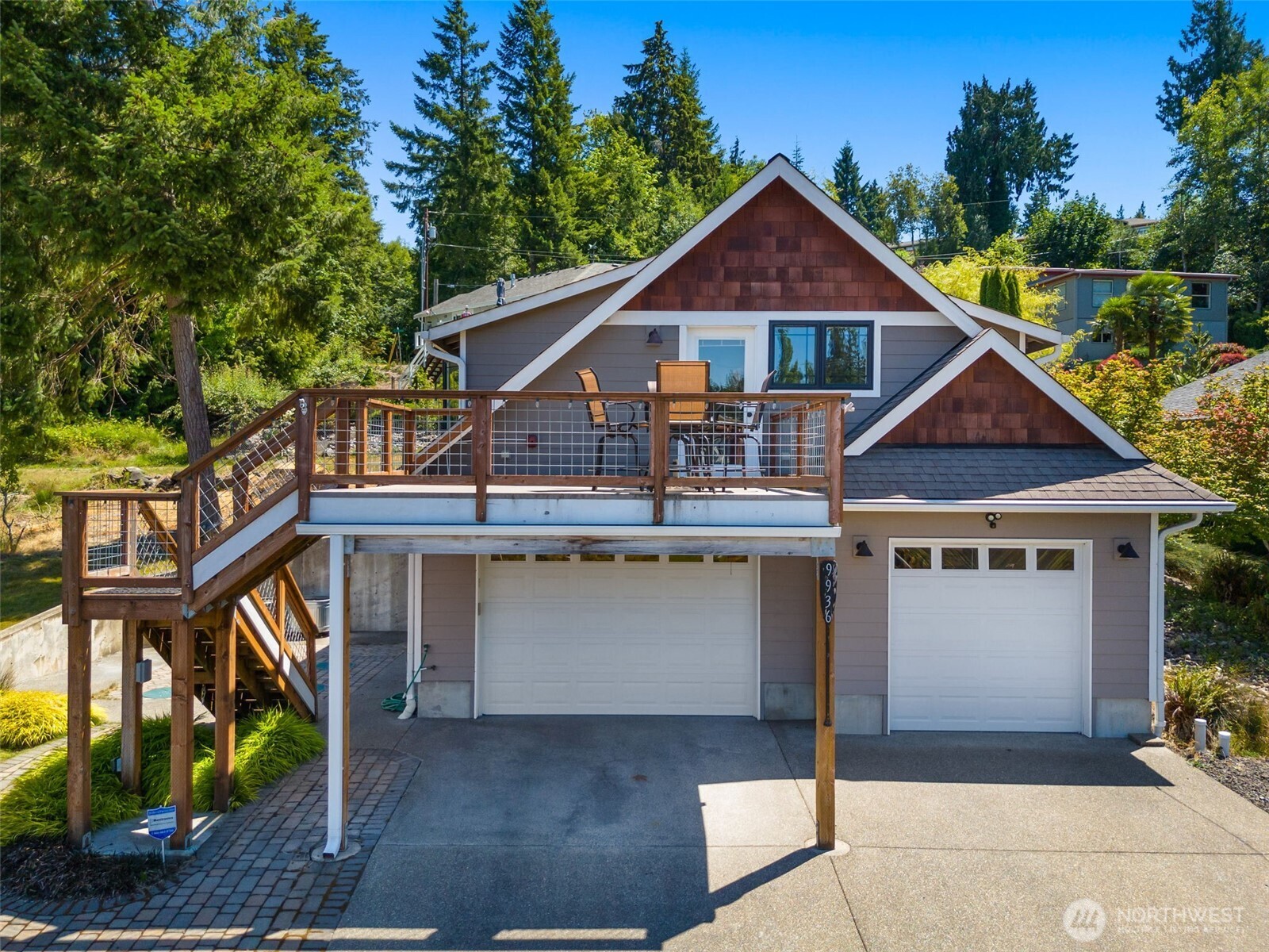 9936 9941 Mariner Drive Property Photo 26