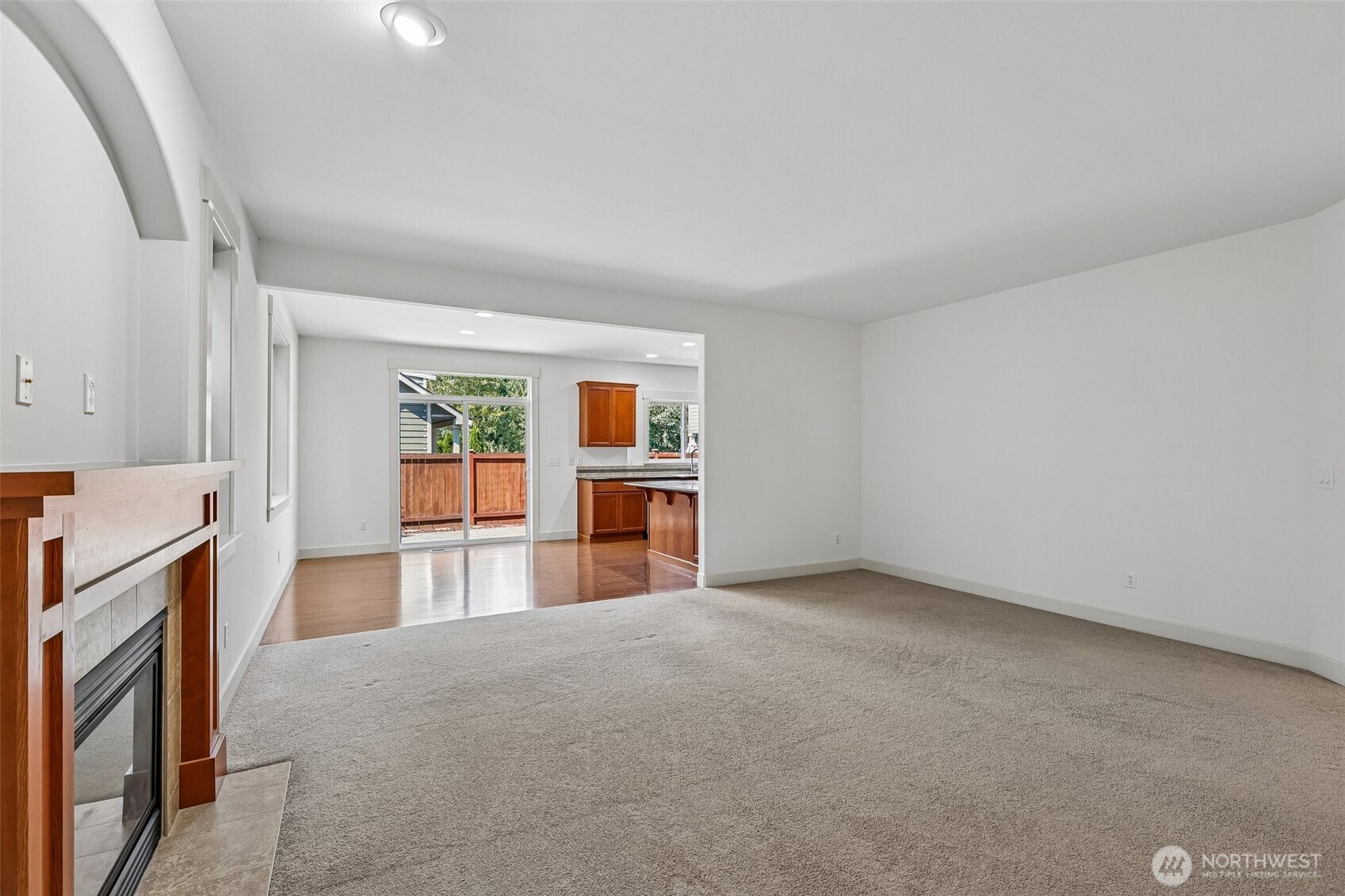 603 194th Place Property Photo 7