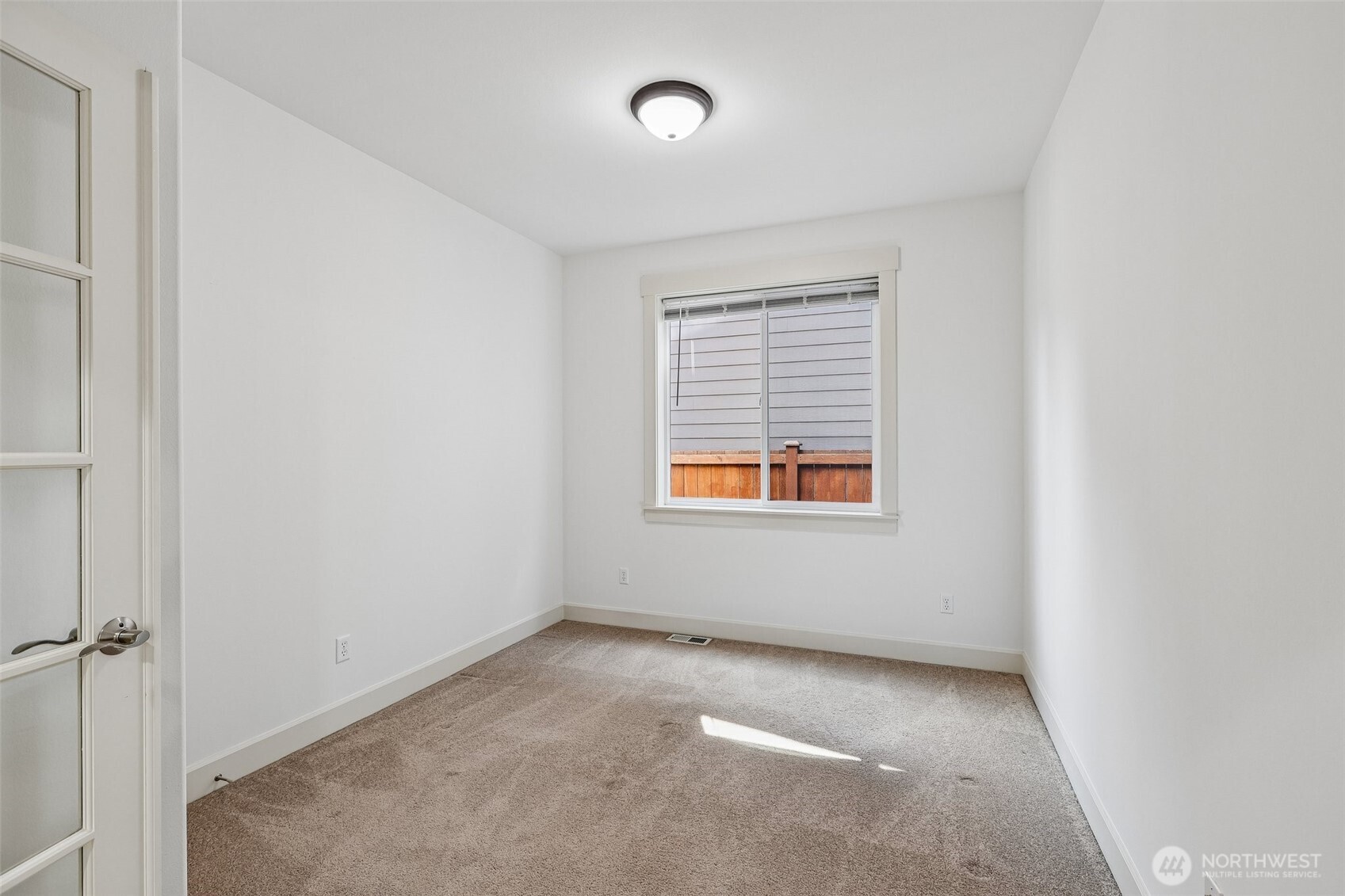 603 194th Place Property Photo 16