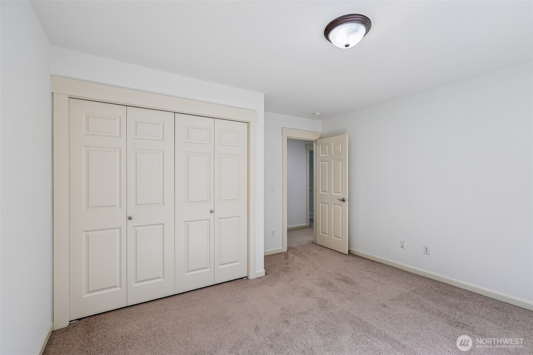 603 194th Place Property Photo 28