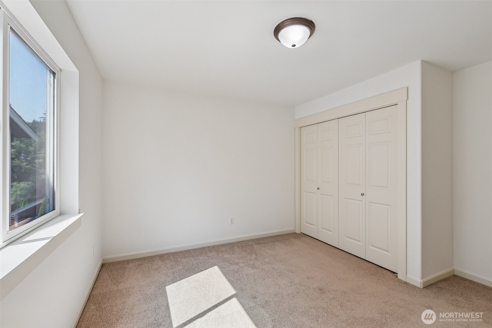 603 194th Place Property Photo 29
