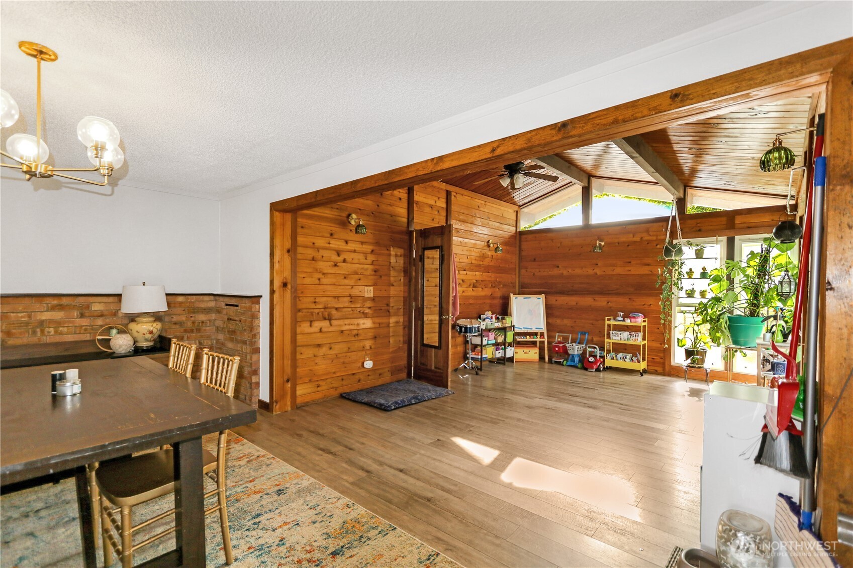 18627 32nd Avenue Property Photo 5