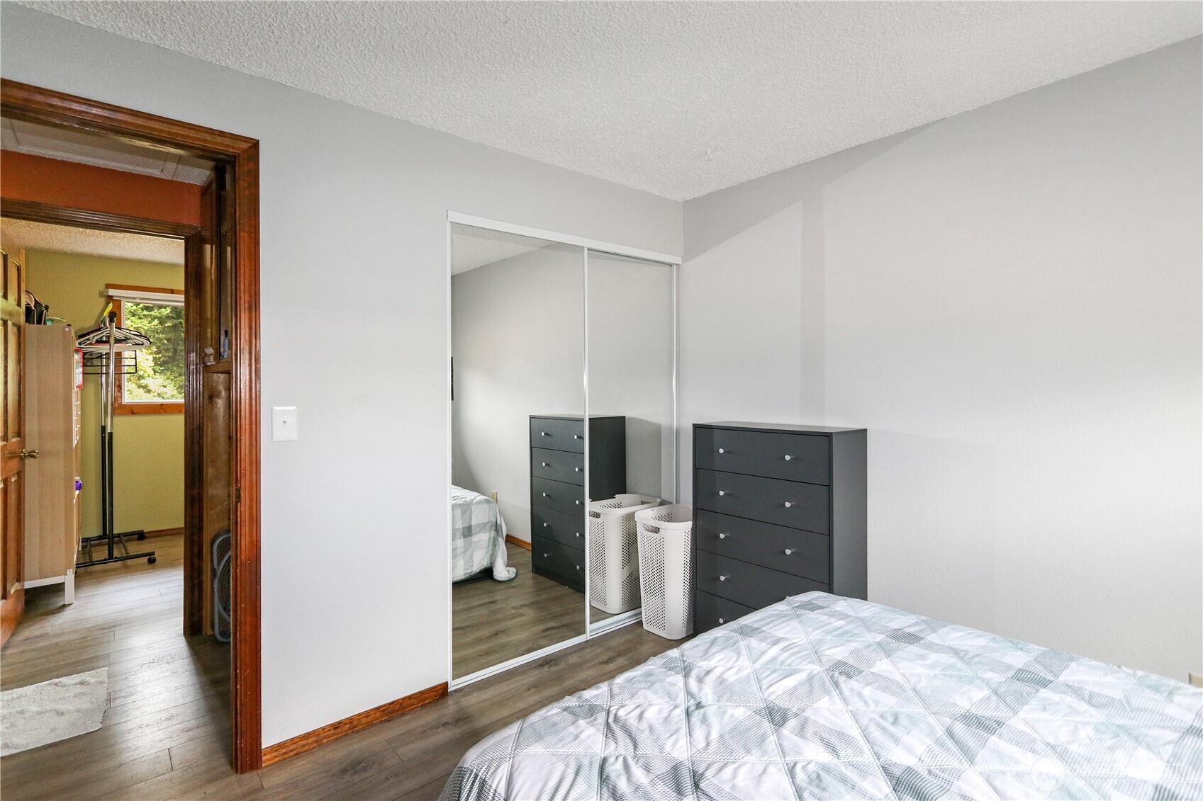 18627 32nd Avenue Property Photo 15