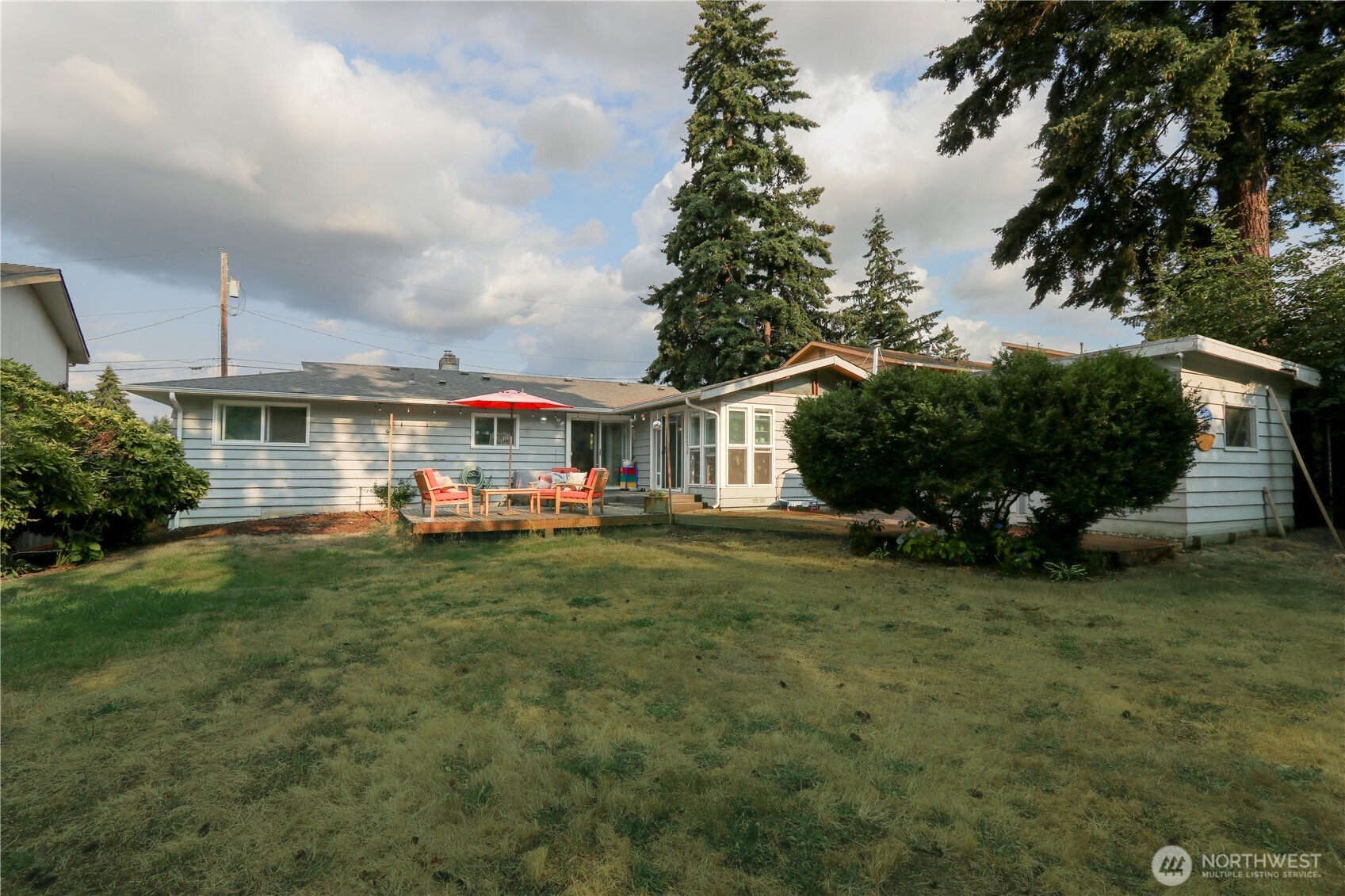 18627 32nd Avenue Property Photo 22