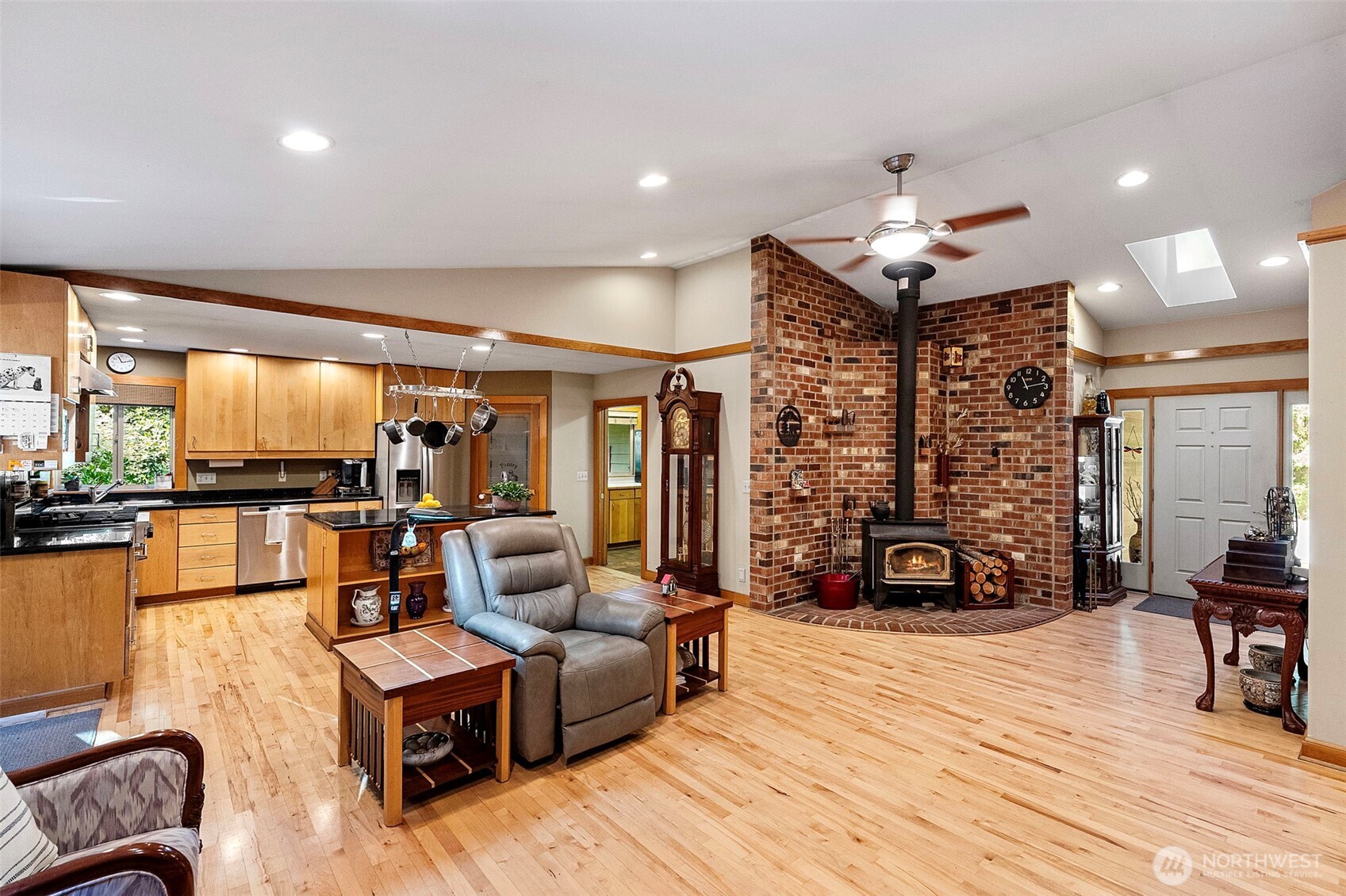 4881 Lone Bear Lane Property Photo 17