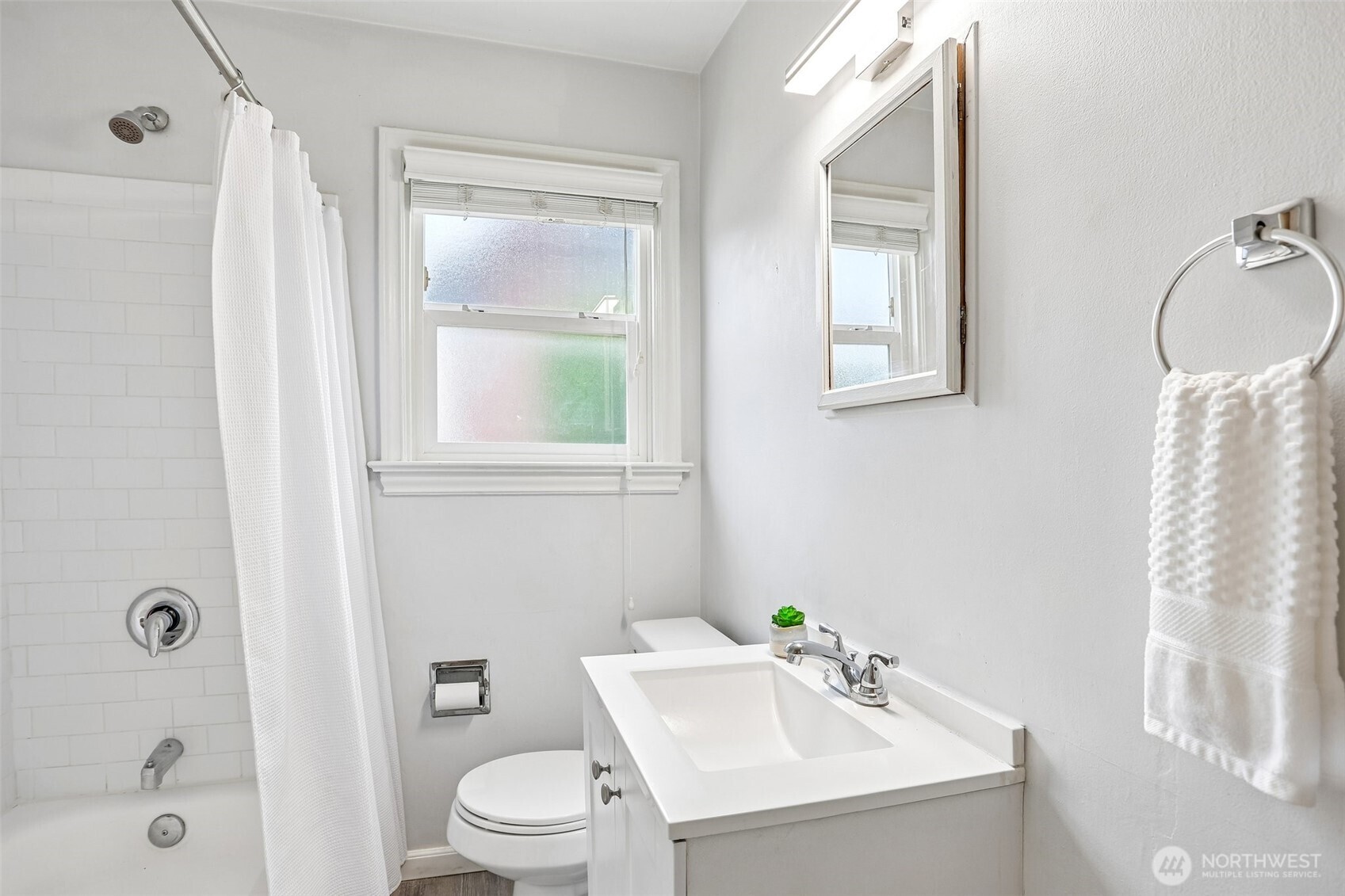 9417 44th Place Property Photo 19
