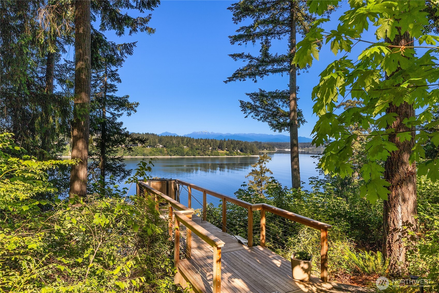 7733 Hansen Road Property Photo 37