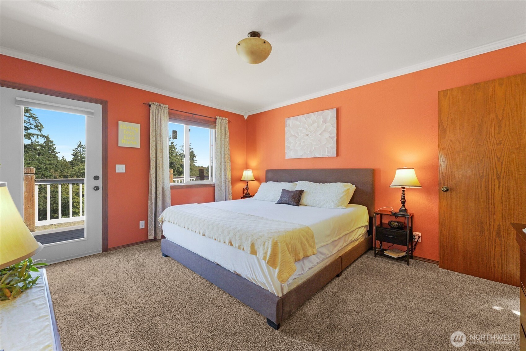 6969 Vickery Avenue Property Photo 12