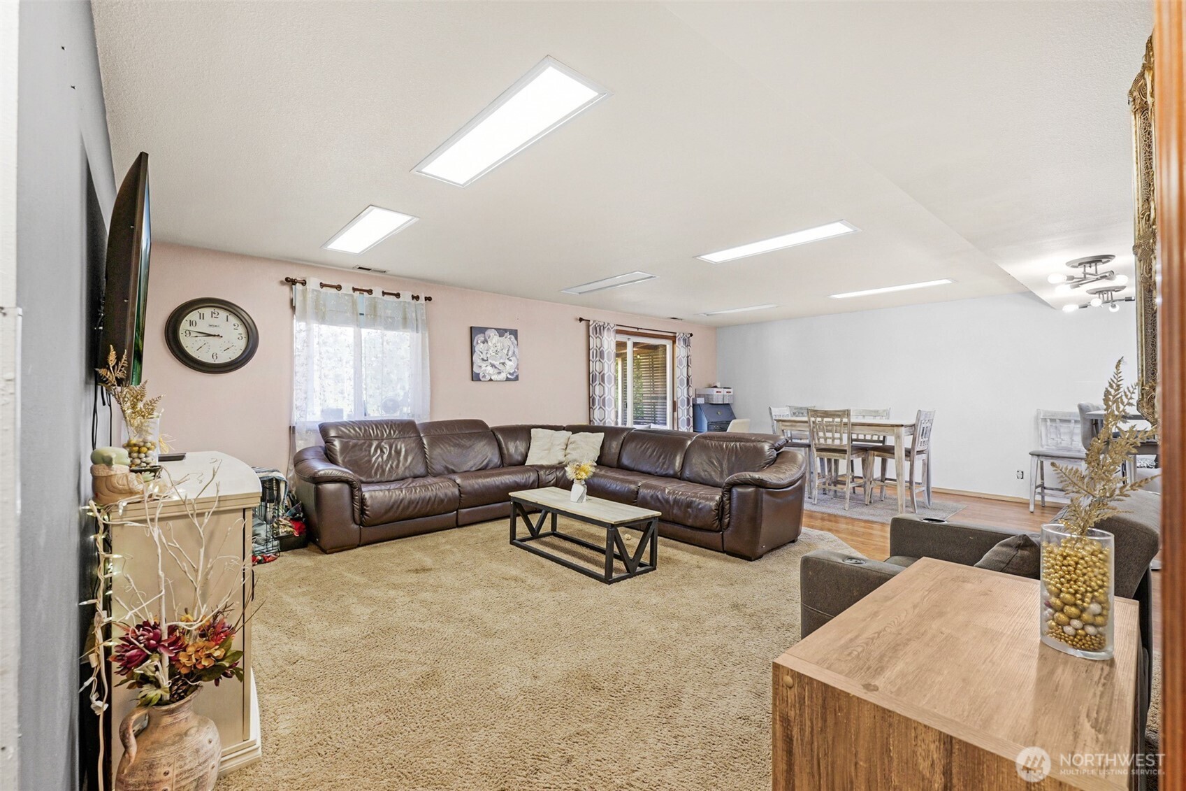 6969 Vickery Avenue Property Photo 24
