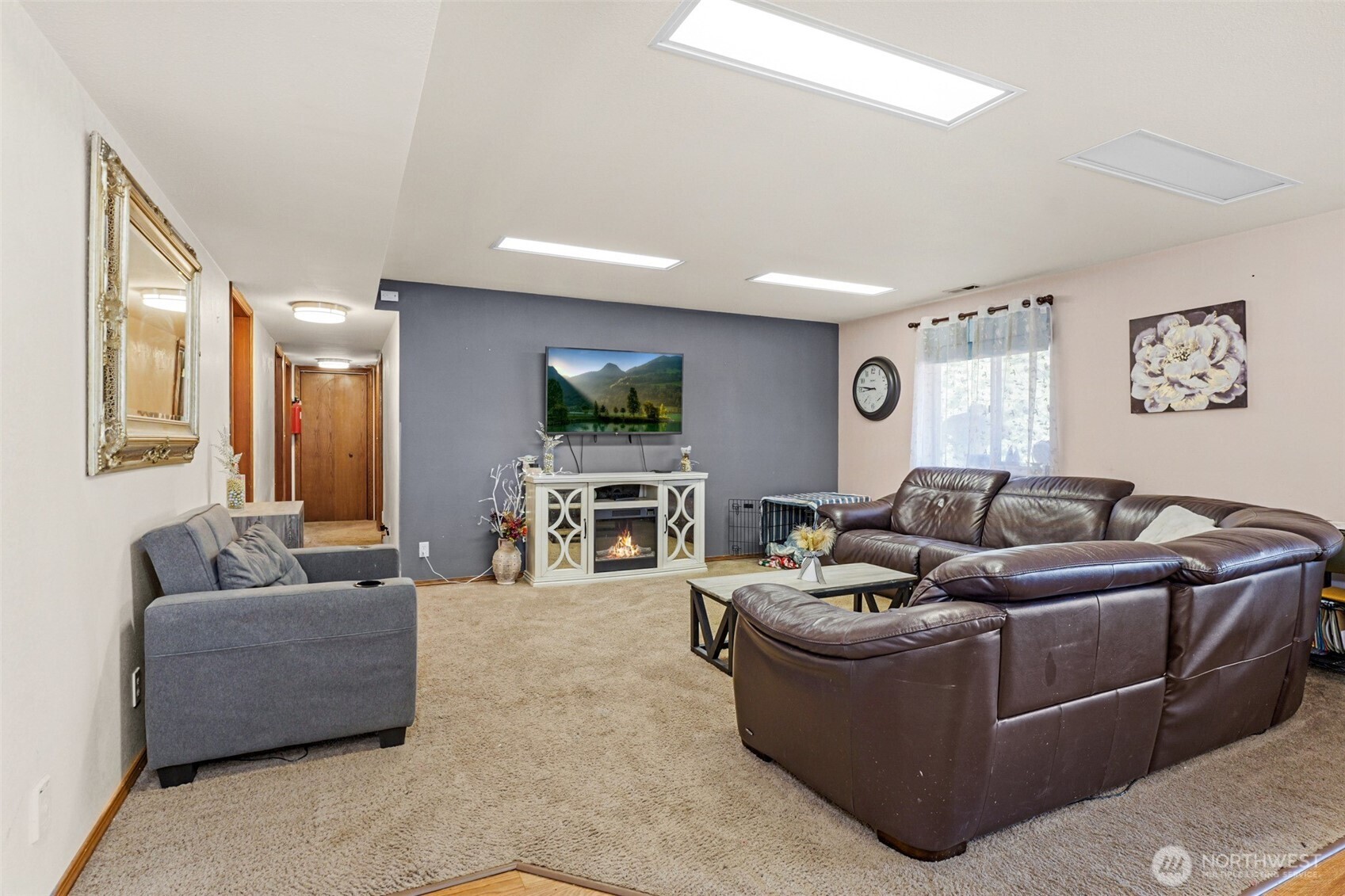 6969 Vickery Avenue Property Photo 25