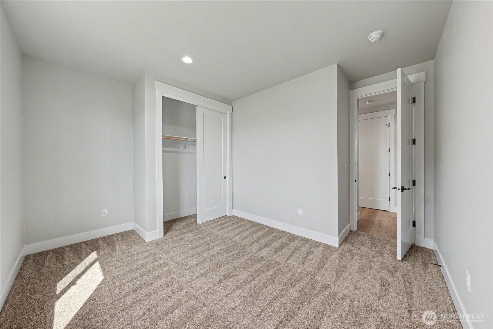 562 S Oasis Loop Property Photo 29