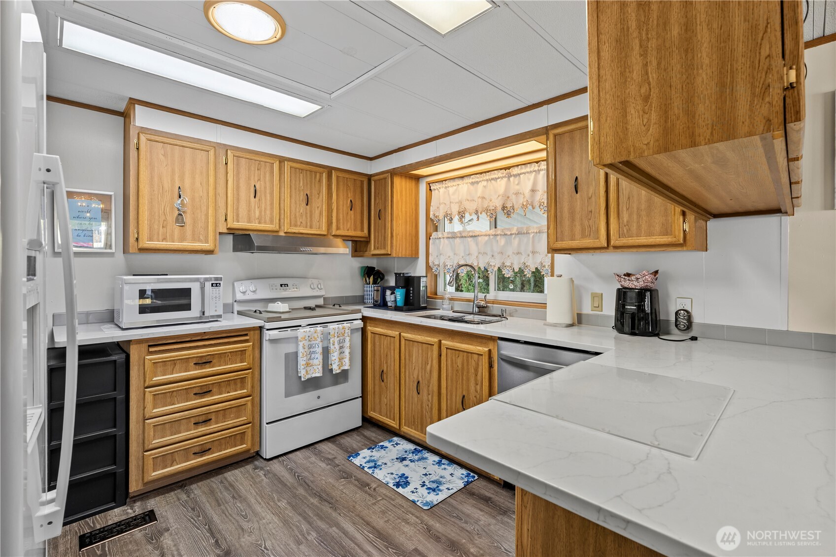 1111 Archwood Drive 217 Property Photo 16
