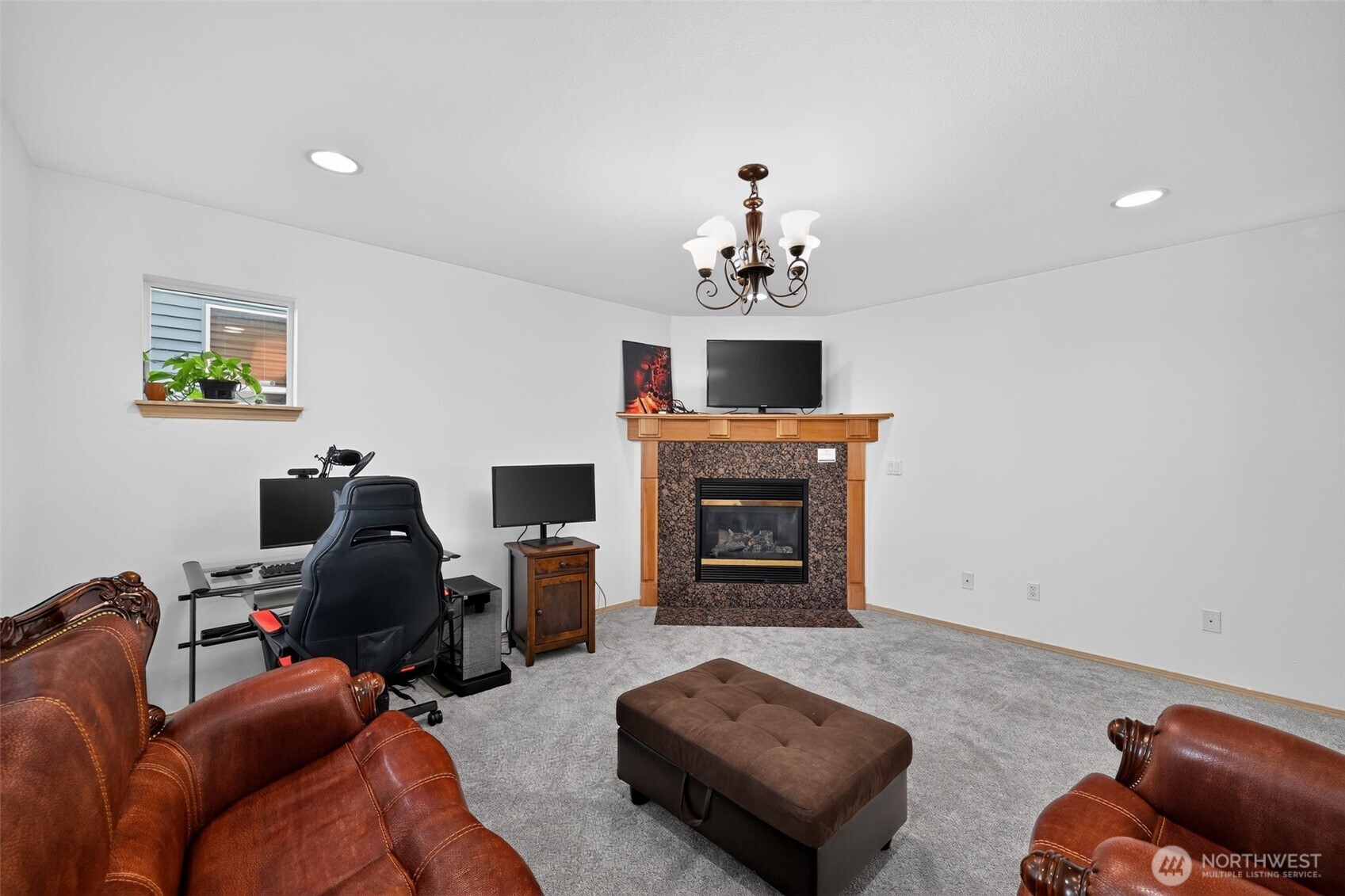 3908 153rd Place Property Photo 4