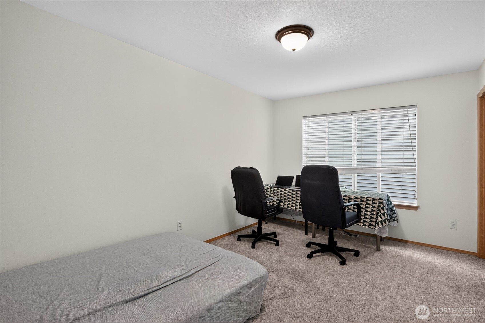 3908 153rd Place Property Photo 18