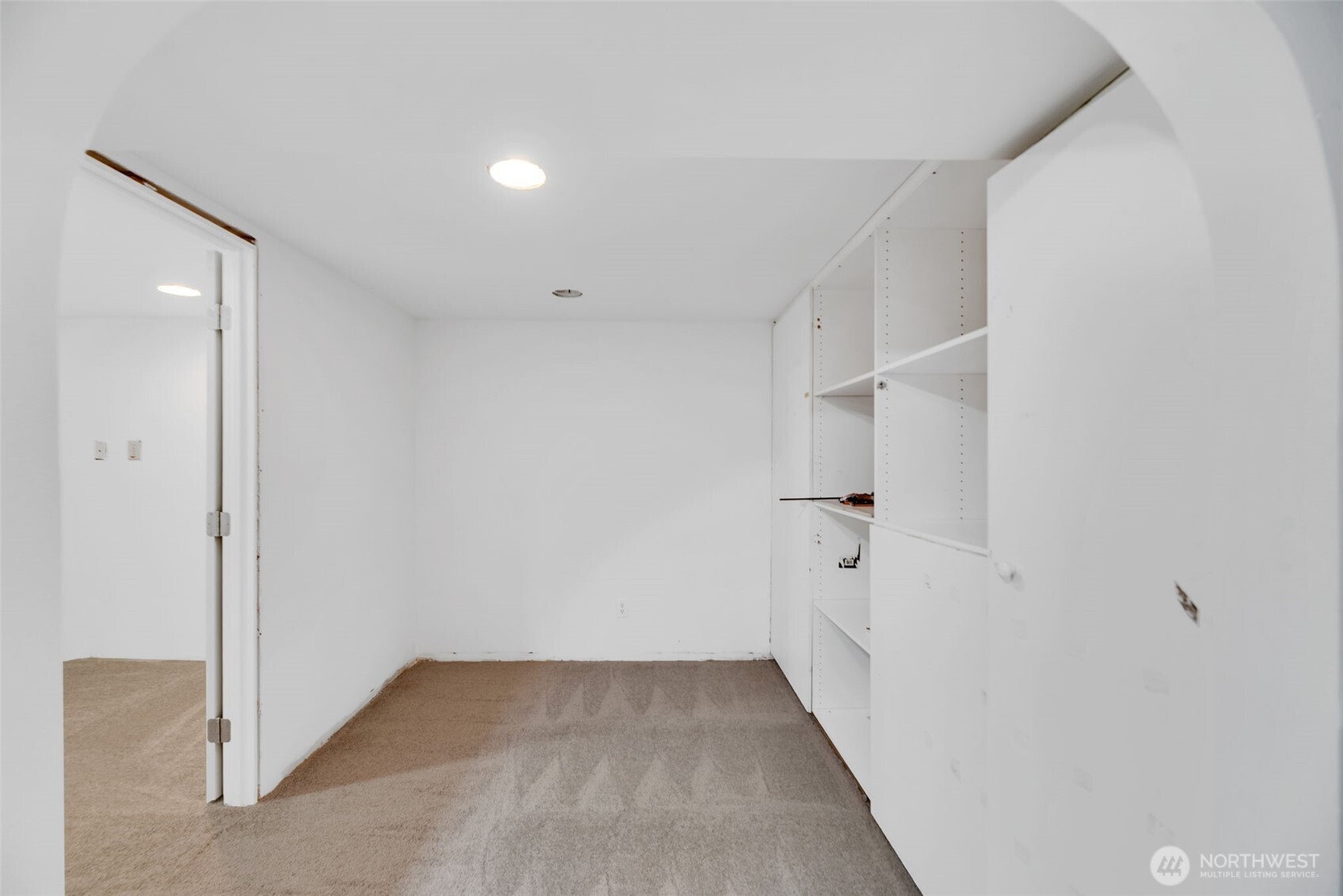 2202 S 120 Street Property Photo 15