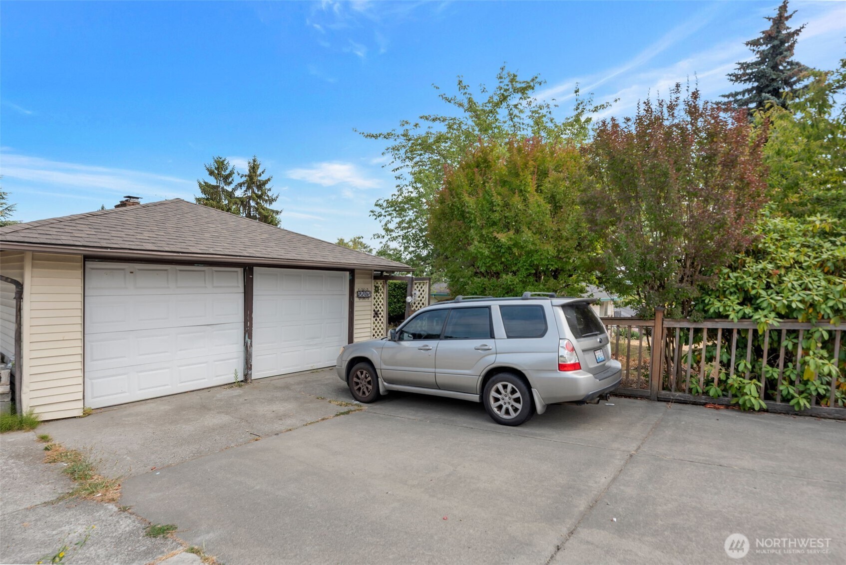2202 S 120 Street Property Photo 27