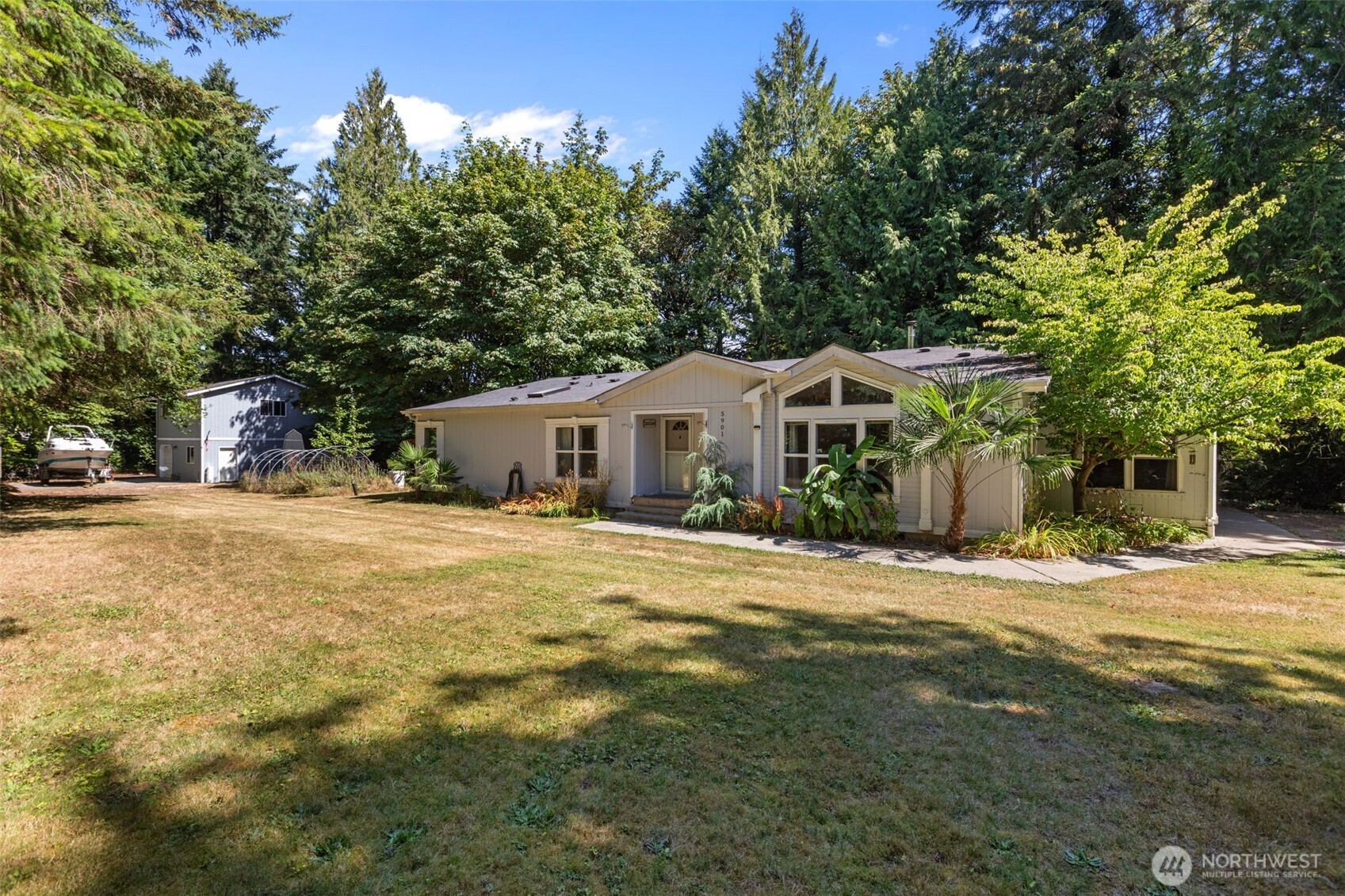 5901 108th Street Property Photo 1