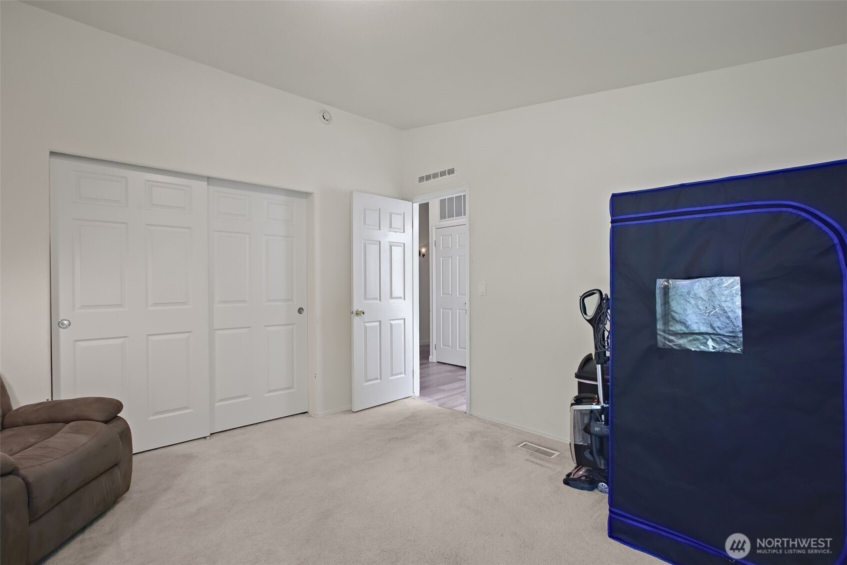 5901 108th Street Property Photo 17