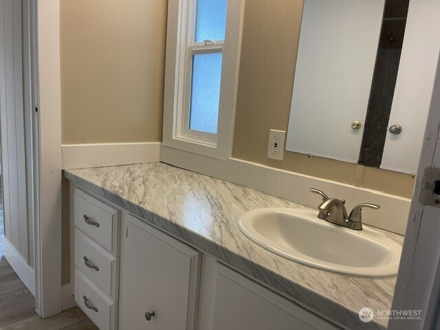 225 Ne Ernst 97 Property Photo 5