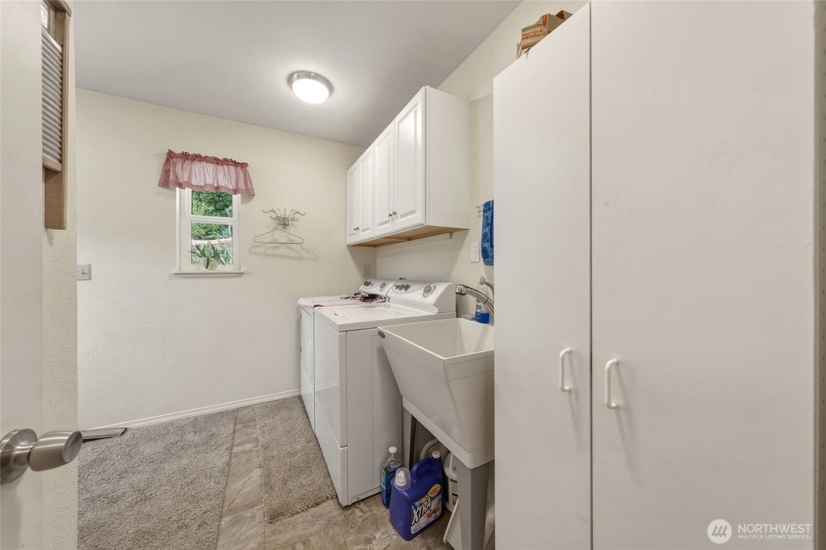 551 S Touchet Road Property Photo 12