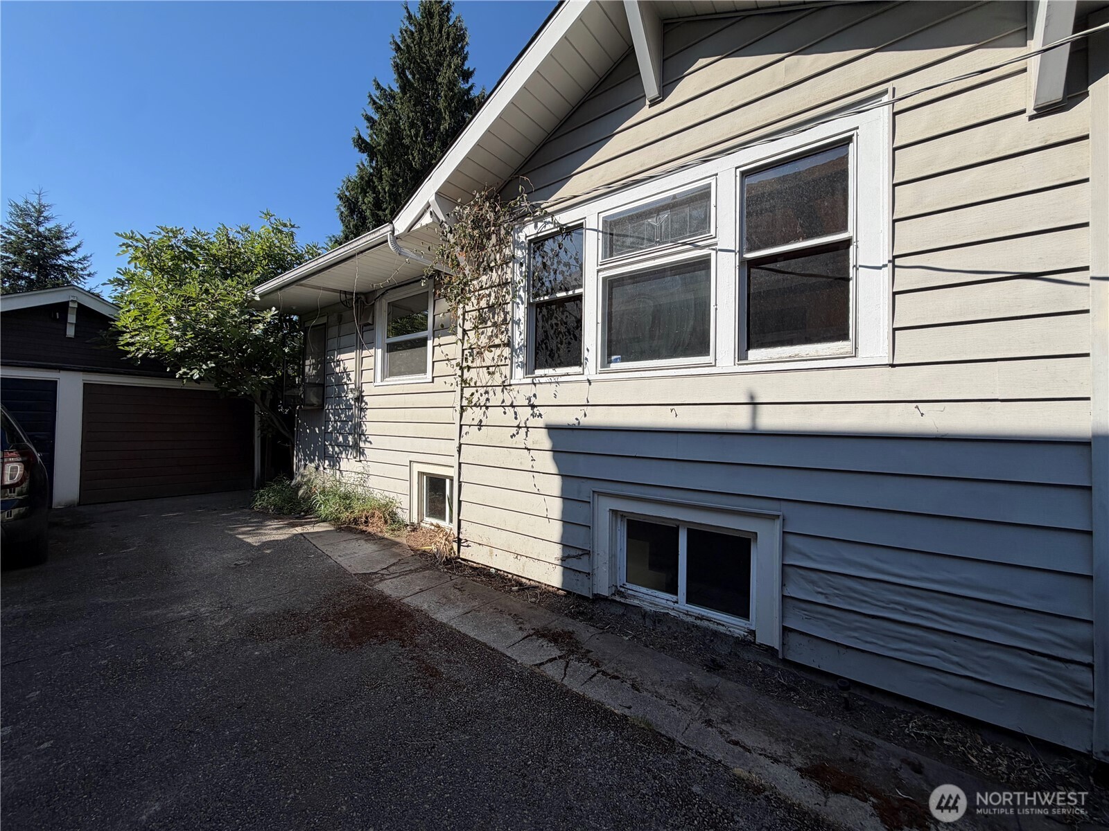 1211 N 50th Street Property Photo 32