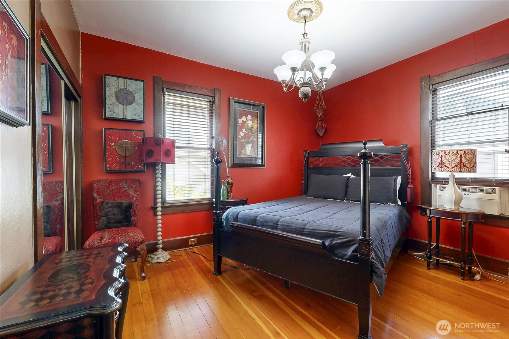 320 Juniper Street Property Photo 15