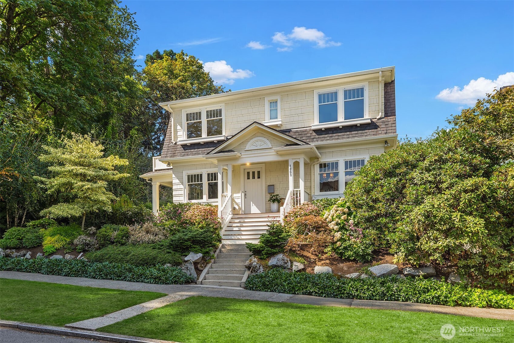 1803 36th Avenue Property Photo 3