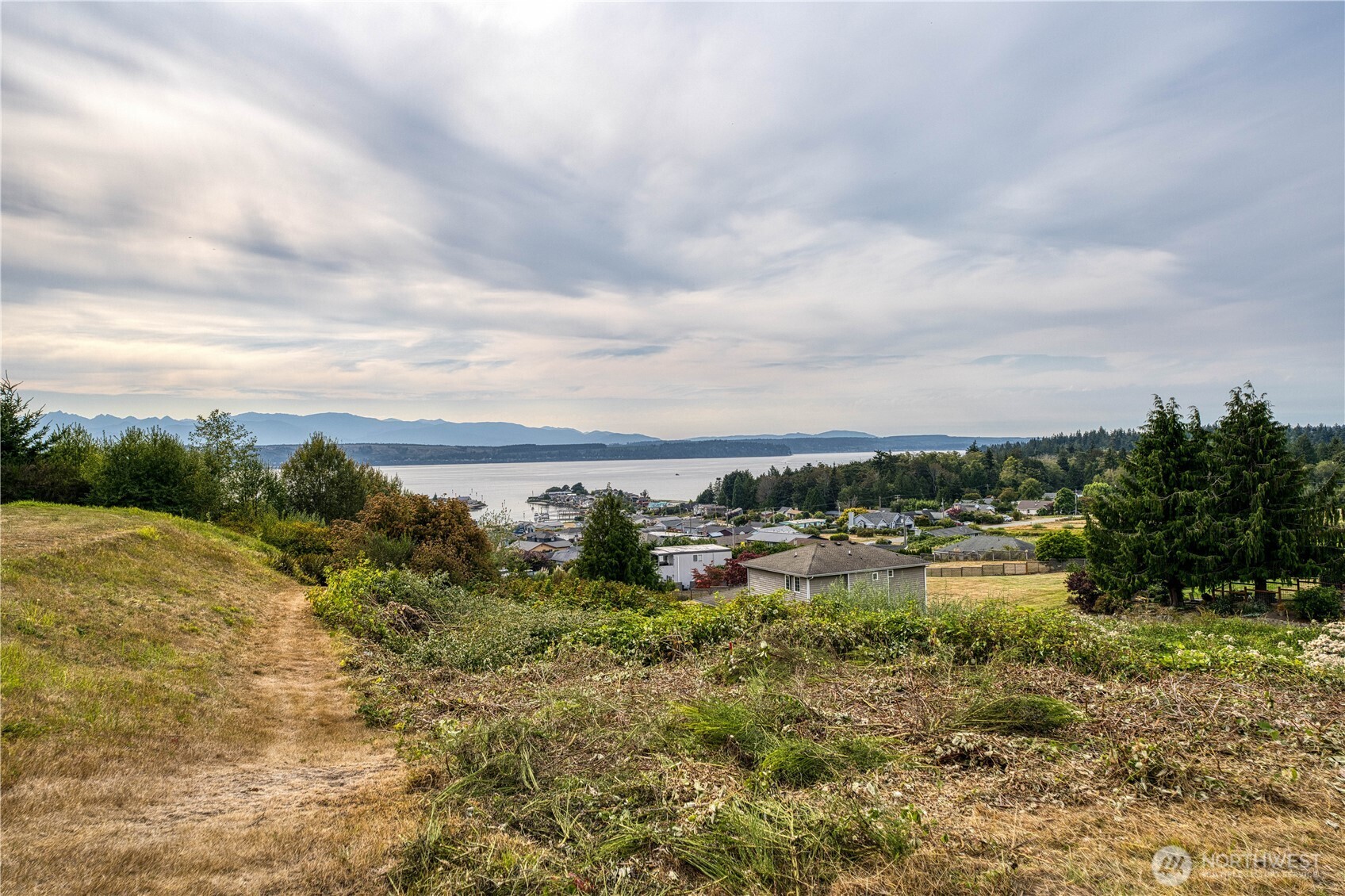 38063 Fawn Road Property Photo 5