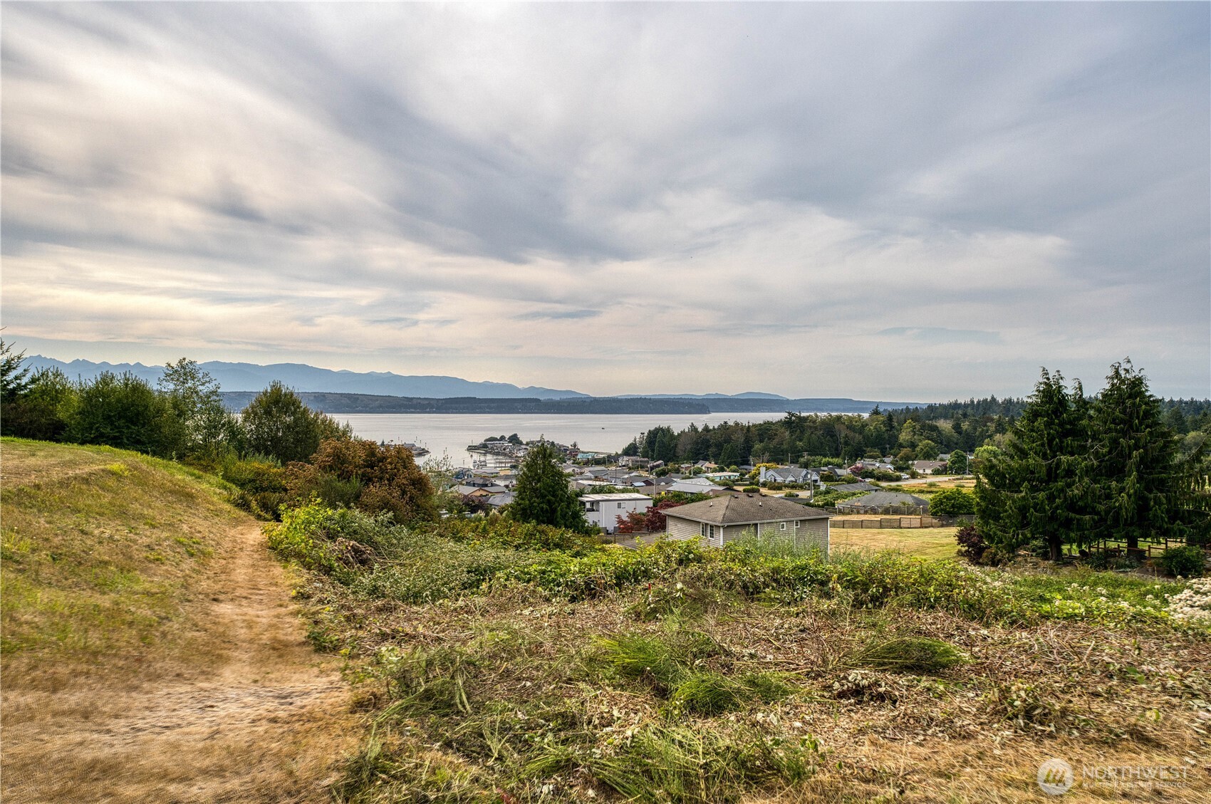 38063 Fawn Road Property Photo 6