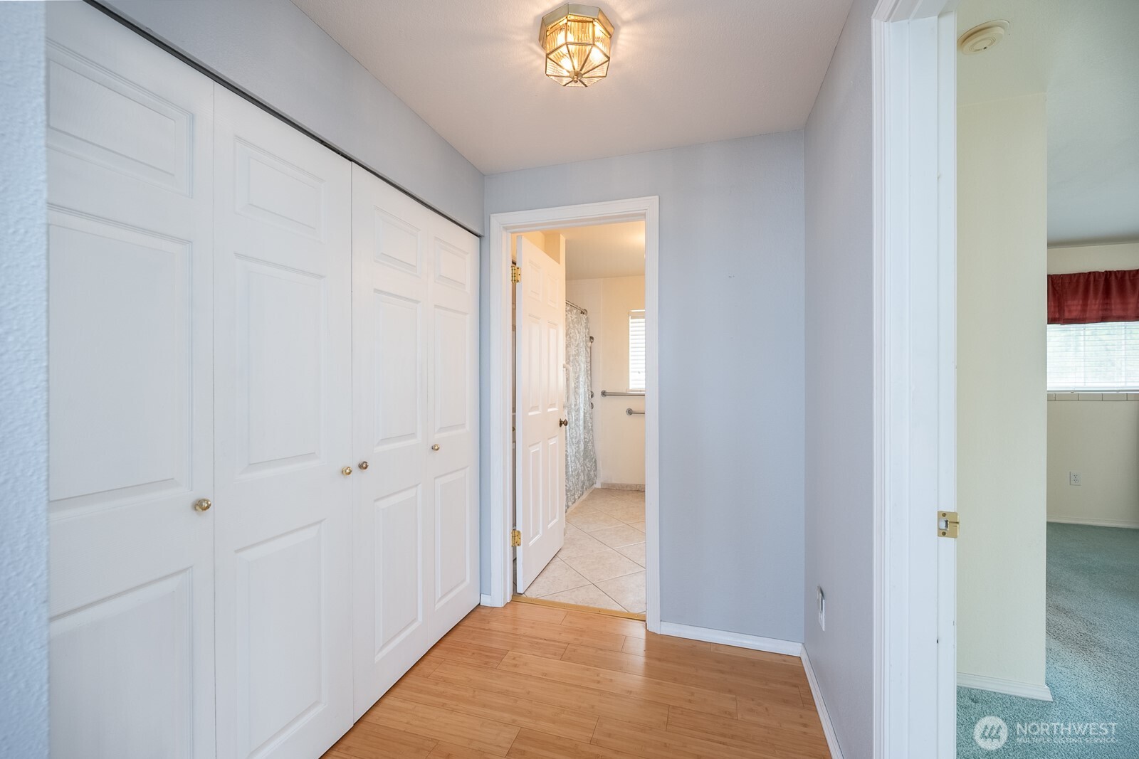 7239 Bayview Avenue Property Photo 11