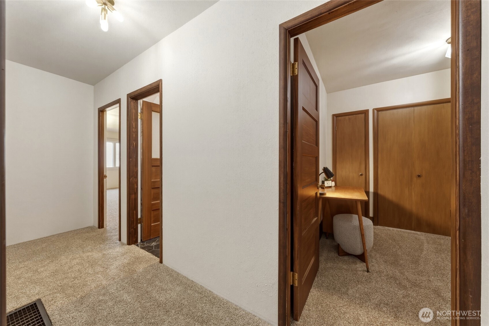 341 W Bramhall Road Property Photo 17