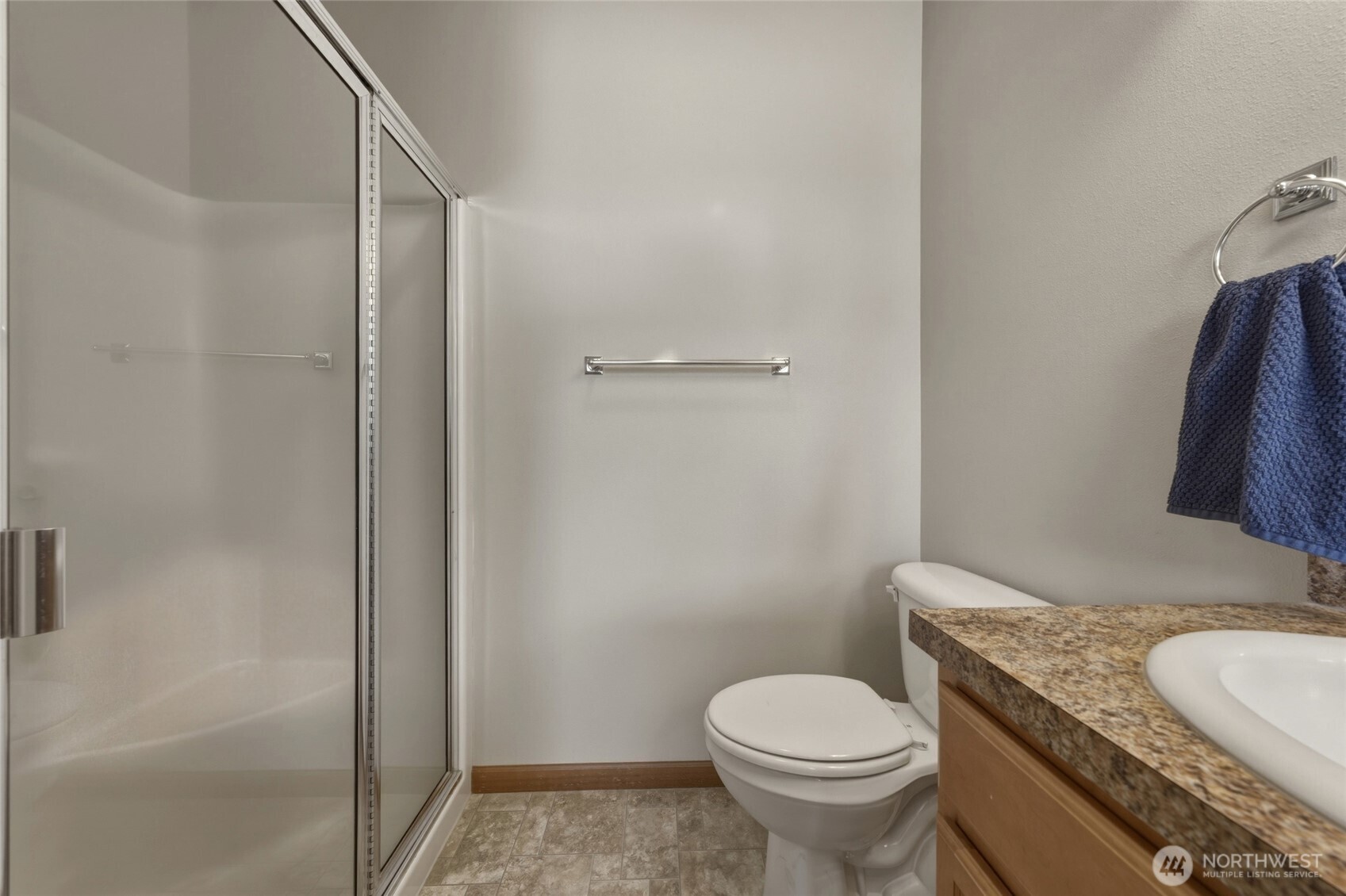 763 Se Bedford Loop Property Photo 27
