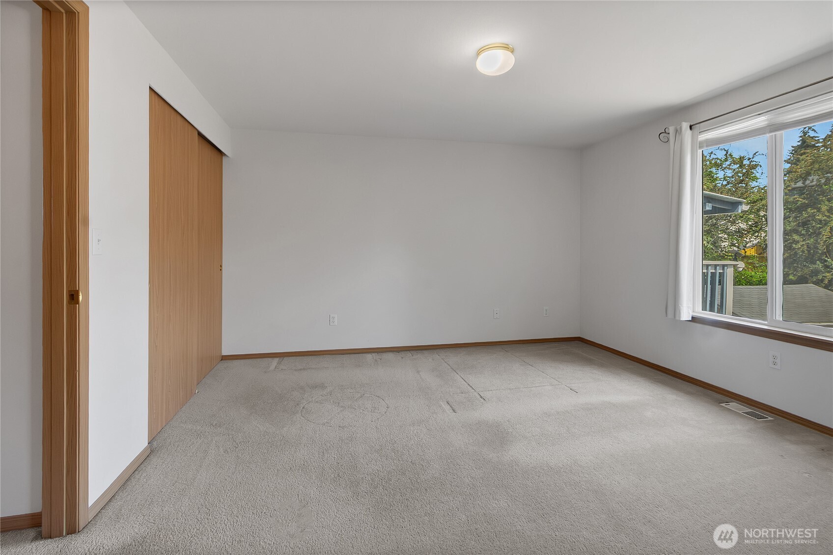 9023 S K Street Property Photo 11